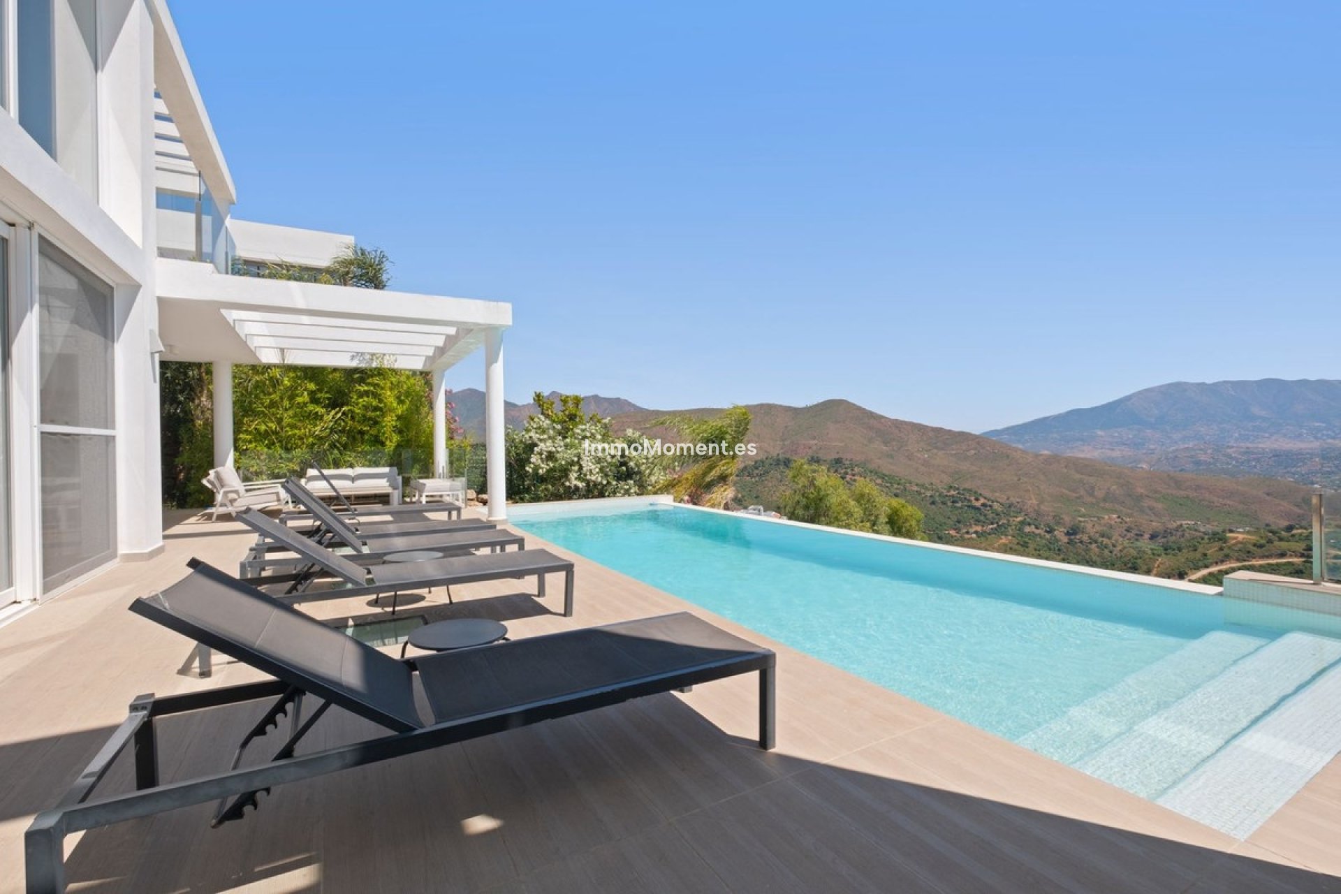 Wiederverkauf - Freistehende Villa - Marbella - La Mairena