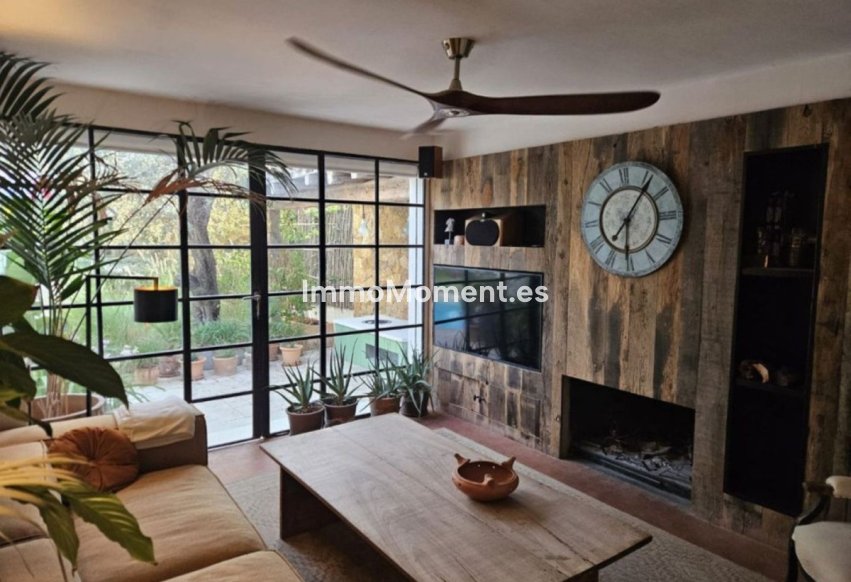 Wiederverkauf - Freistehende Villa - Marbella - Marbella Centro