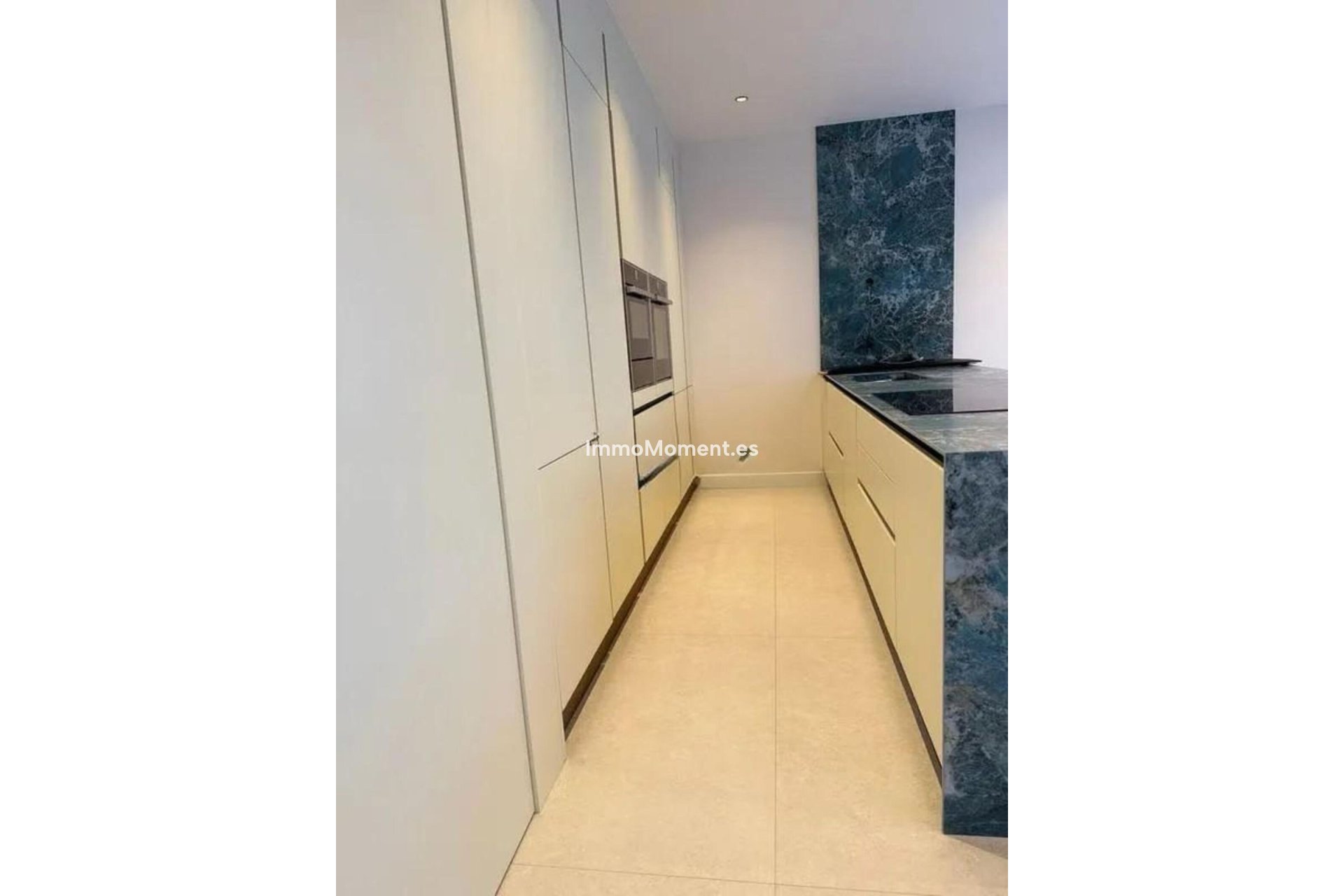 Wiederverkauf - Freistehende Villa - Marbella - Marbella Centro