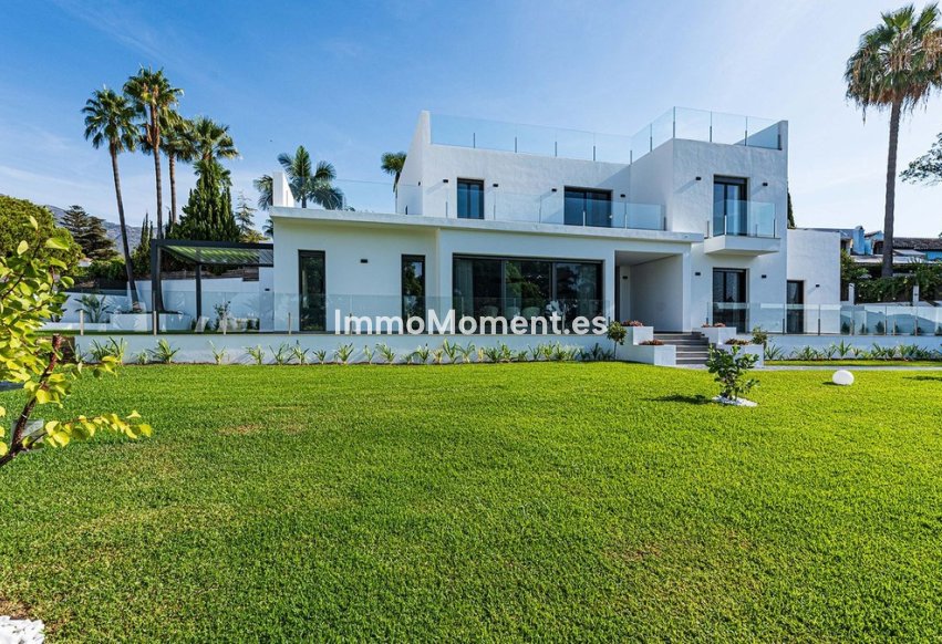 Wiederverkauf - Freistehende Villa - Marbella - Marbella Centro