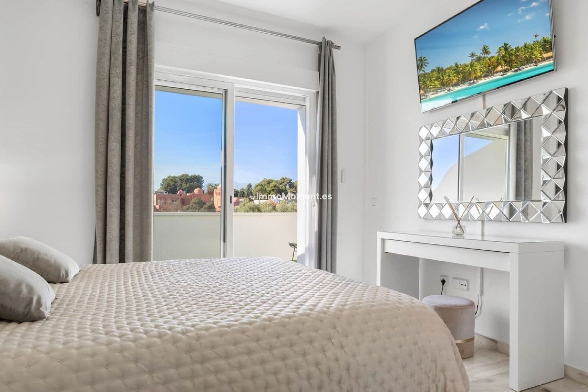 Wiederverkauf - Freistehende Villa - Marbella - Marbella Centro
