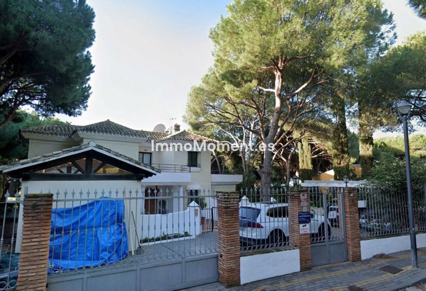 Wiederverkauf - Freistehende Villa - Marbella - Marbella Centro