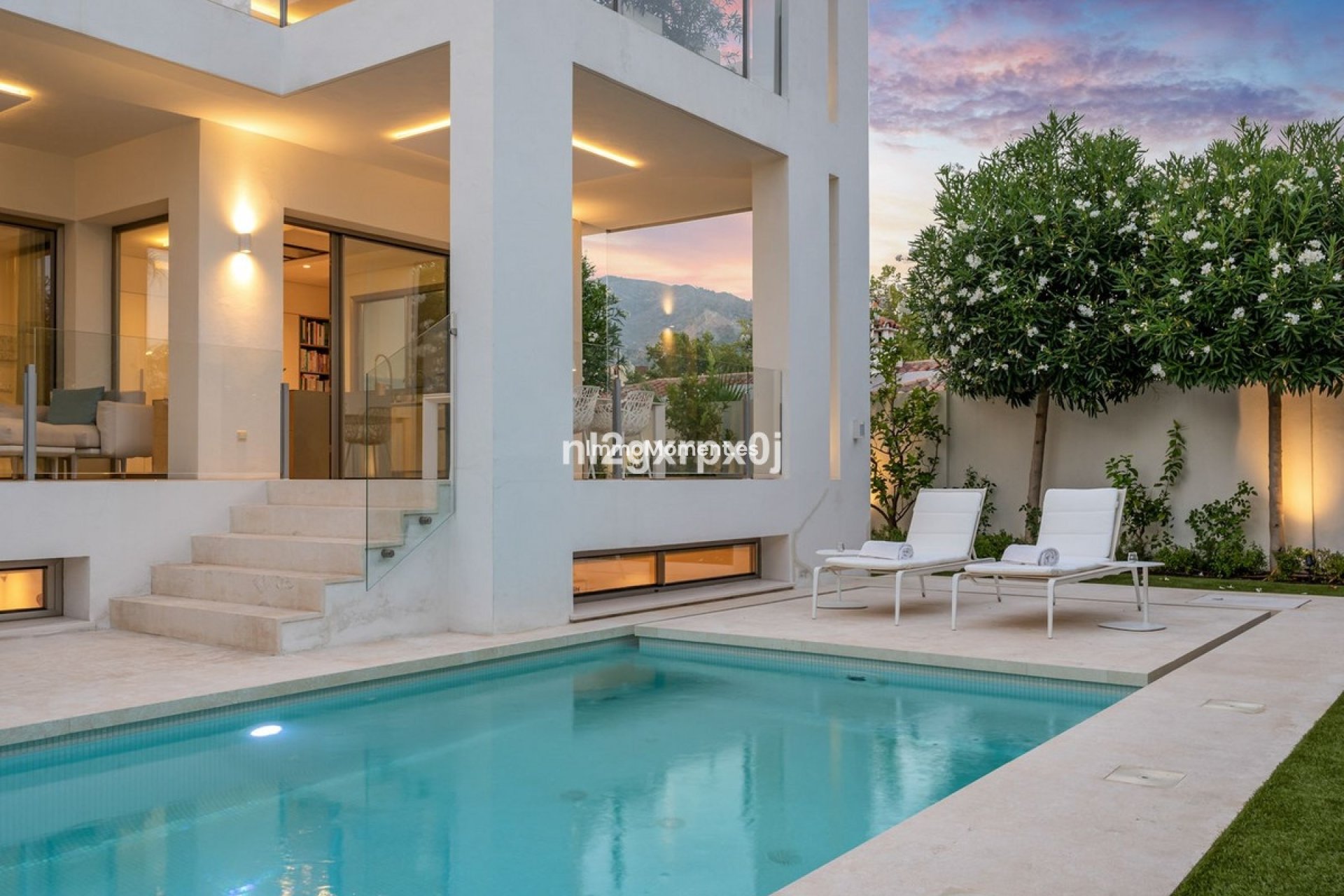 Wiederverkauf - Freistehende Villa - Marbella - Marbella Centro