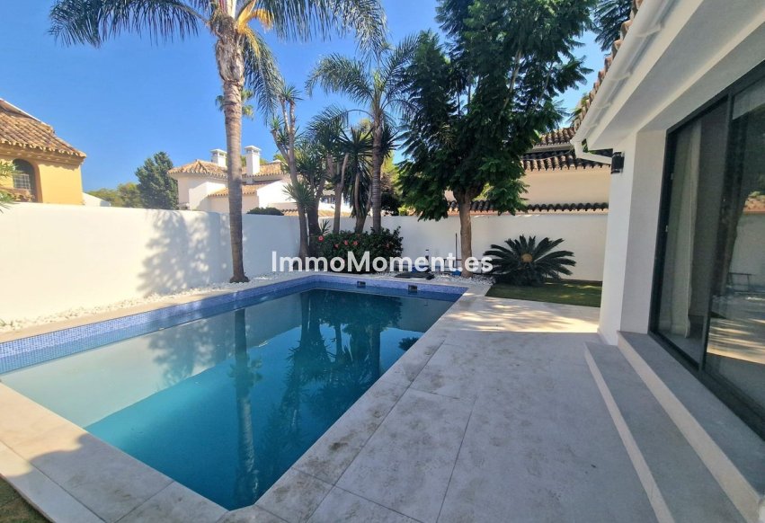 Wiederverkauf - Freistehende Villa - Marbella - Marbella Centro