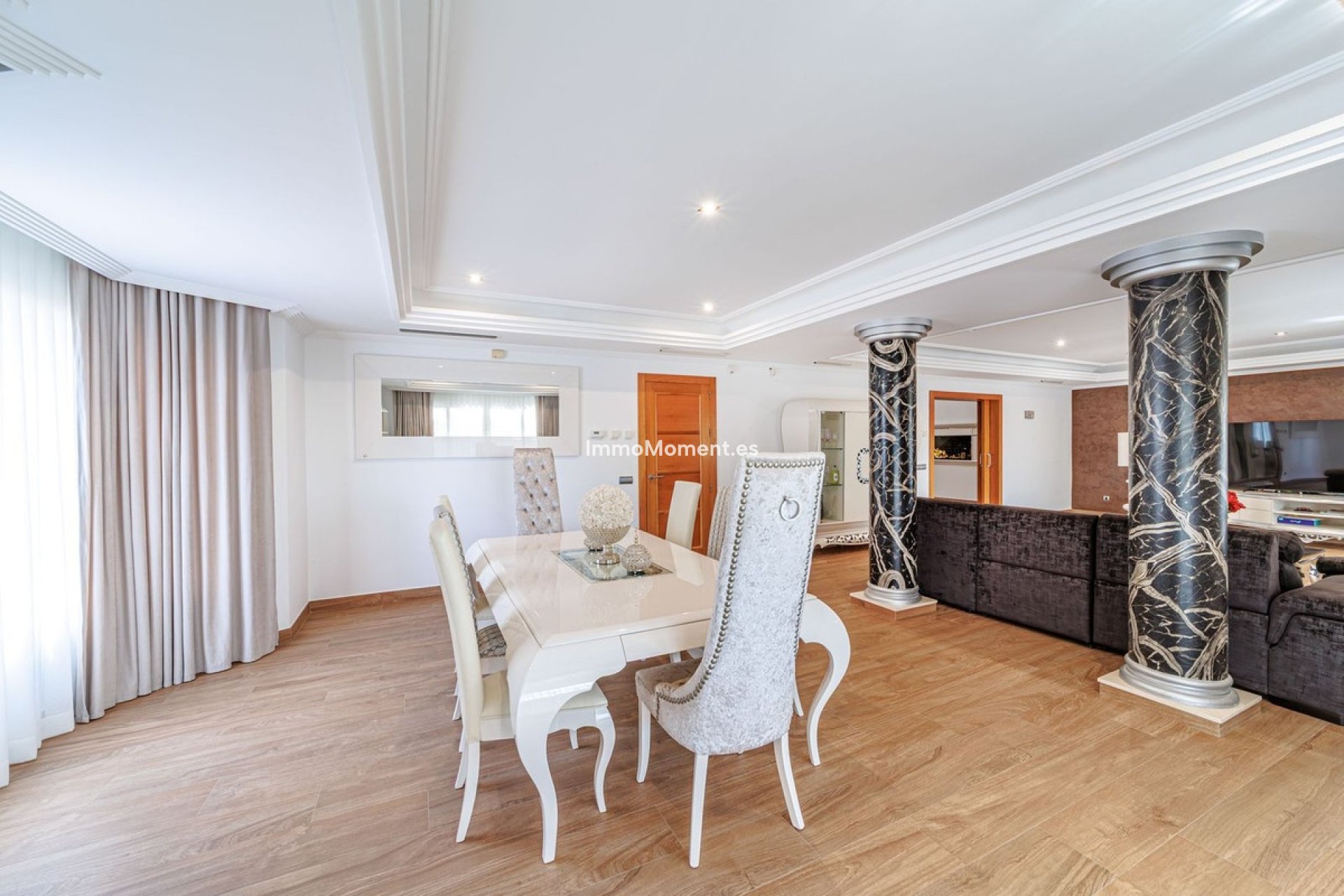 Wiederverkauf - Freistehende Villa - Marbella - Marbella Centro