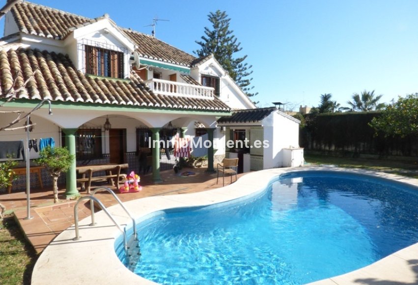 Wiederverkauf - Freistehende Villa - Marbella - Marbella Centro