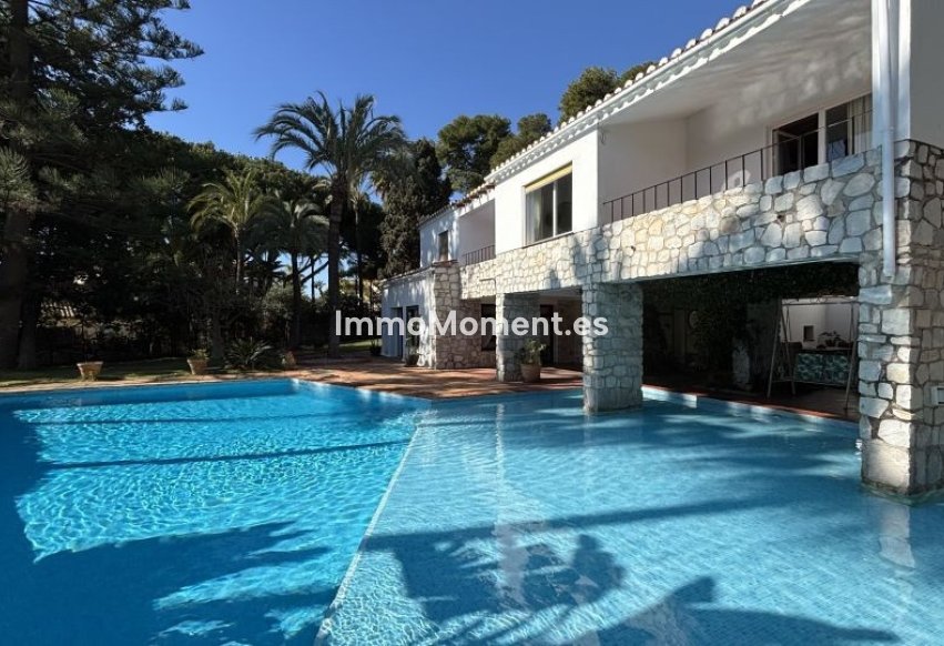 Wiederverkauf - Freistehende Villa - Marbella - Marbella Centro