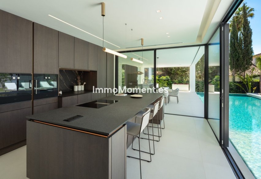 Wiederverkauf - Freistehende Villa - Marbella - Marbella Centro