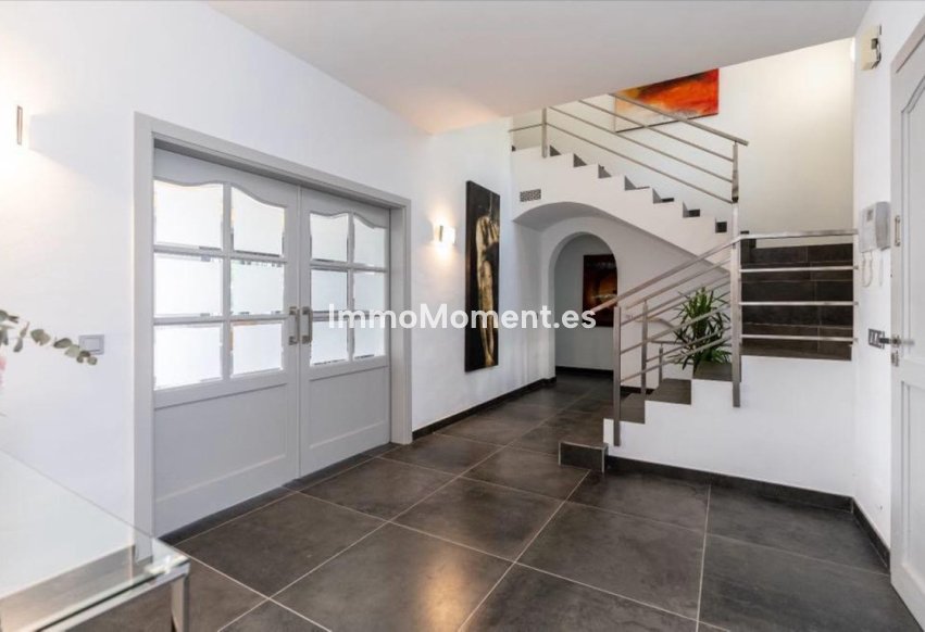 Wiederverkauf - Freistehende Villa - Marbella - Marbella Centro