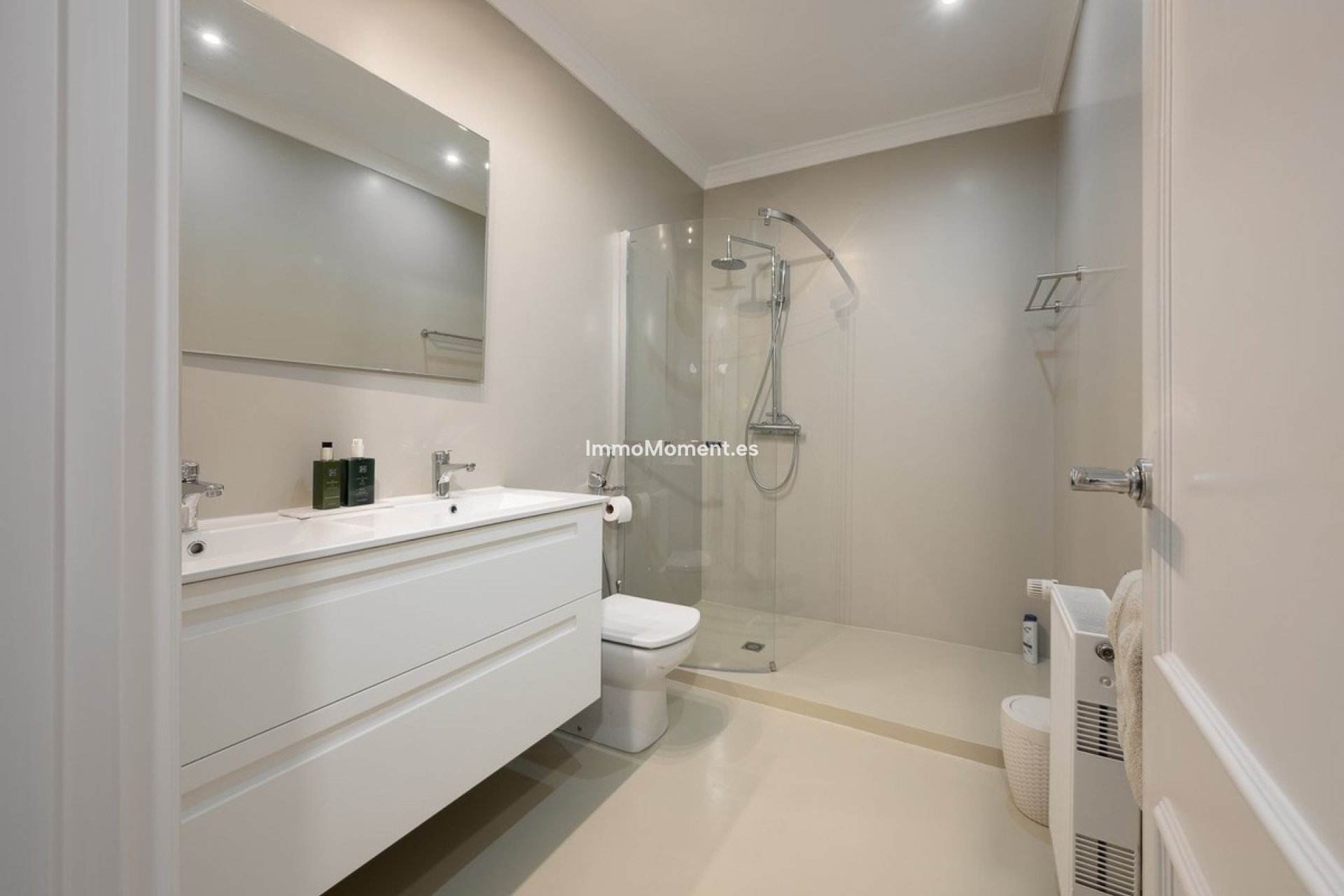 Wiederverkauf - Freistehende Villa - Marbella - Marbella Centro