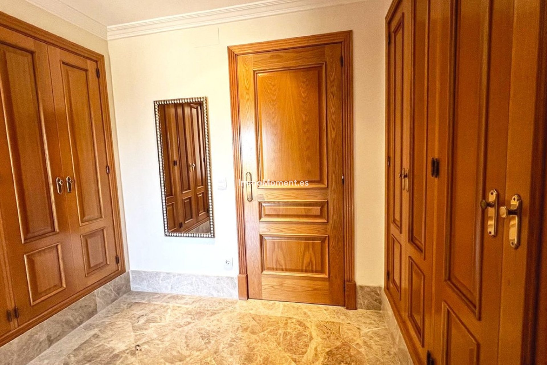 Wiederverkauf - Freistehende Villa - Marbella - Marbella Centro