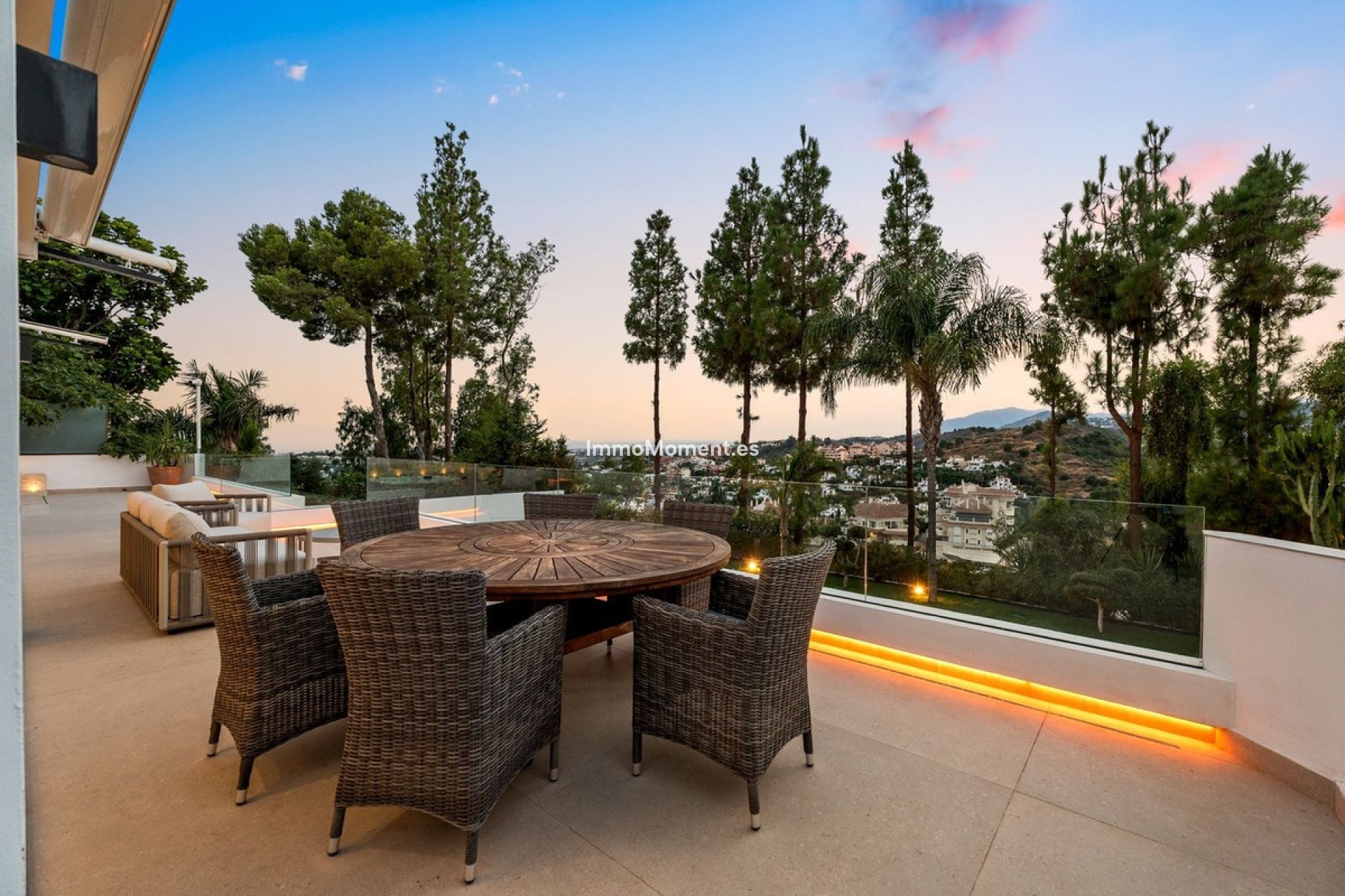 Wiederverkauf - Freistehende Villa - Marbella - Nueva Andalucía