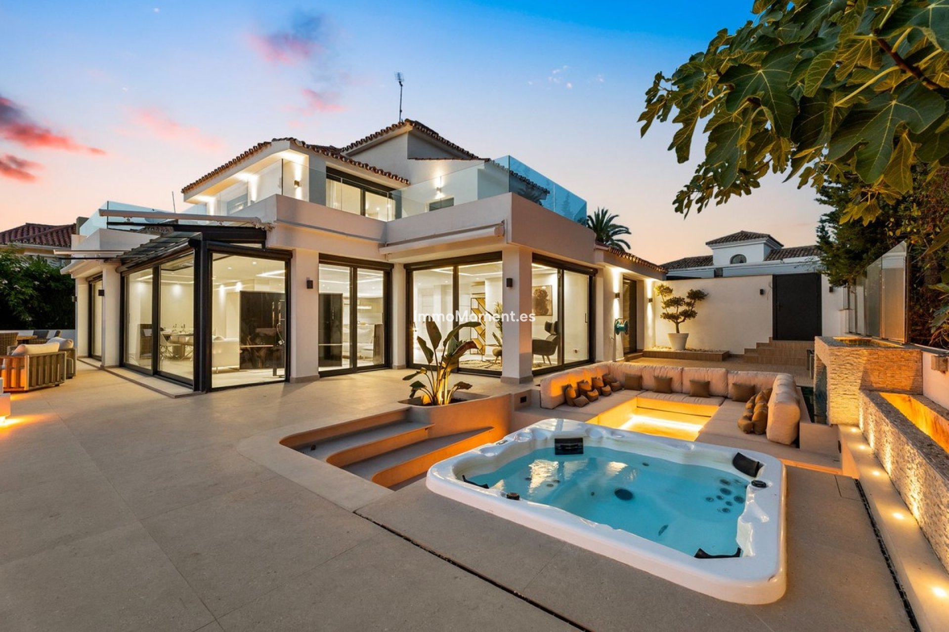Wiederverkauf - Freistehende Villa - Marbella - Nueva Andalucía