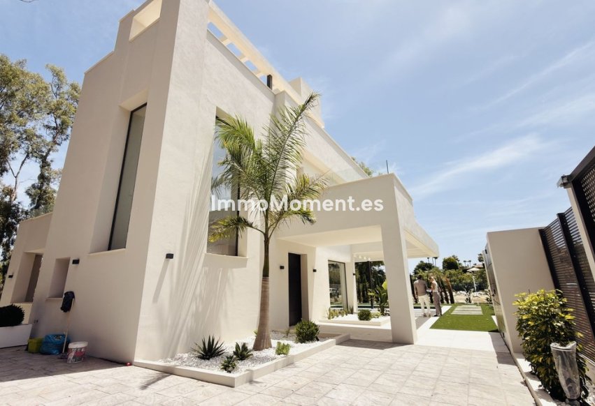Wiederverkauf - Freistehende Villa - Marbella - Nueva Andalucía