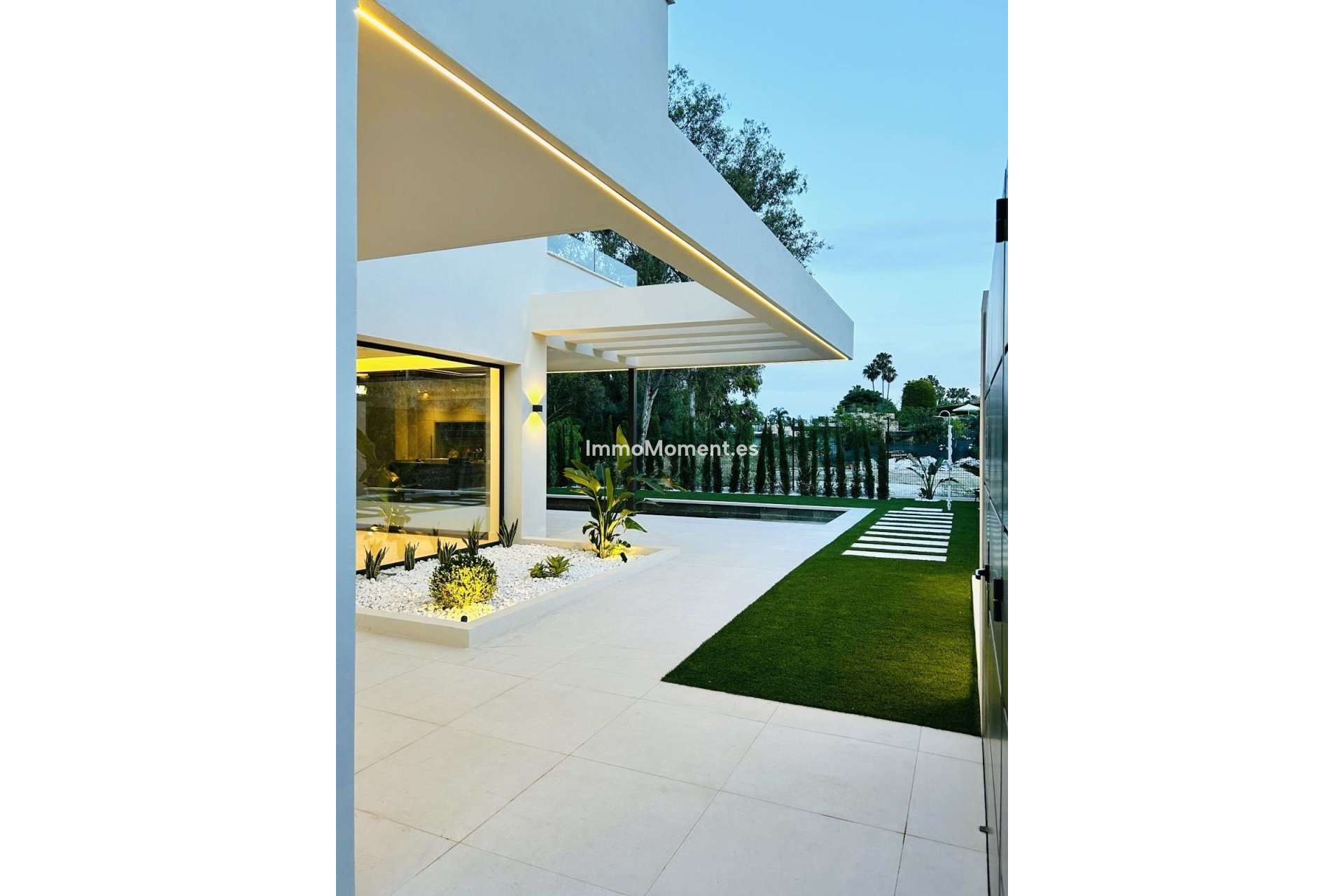 Wiederverkauf - Freistehende Villa - Marbella - Nueva Andalucía