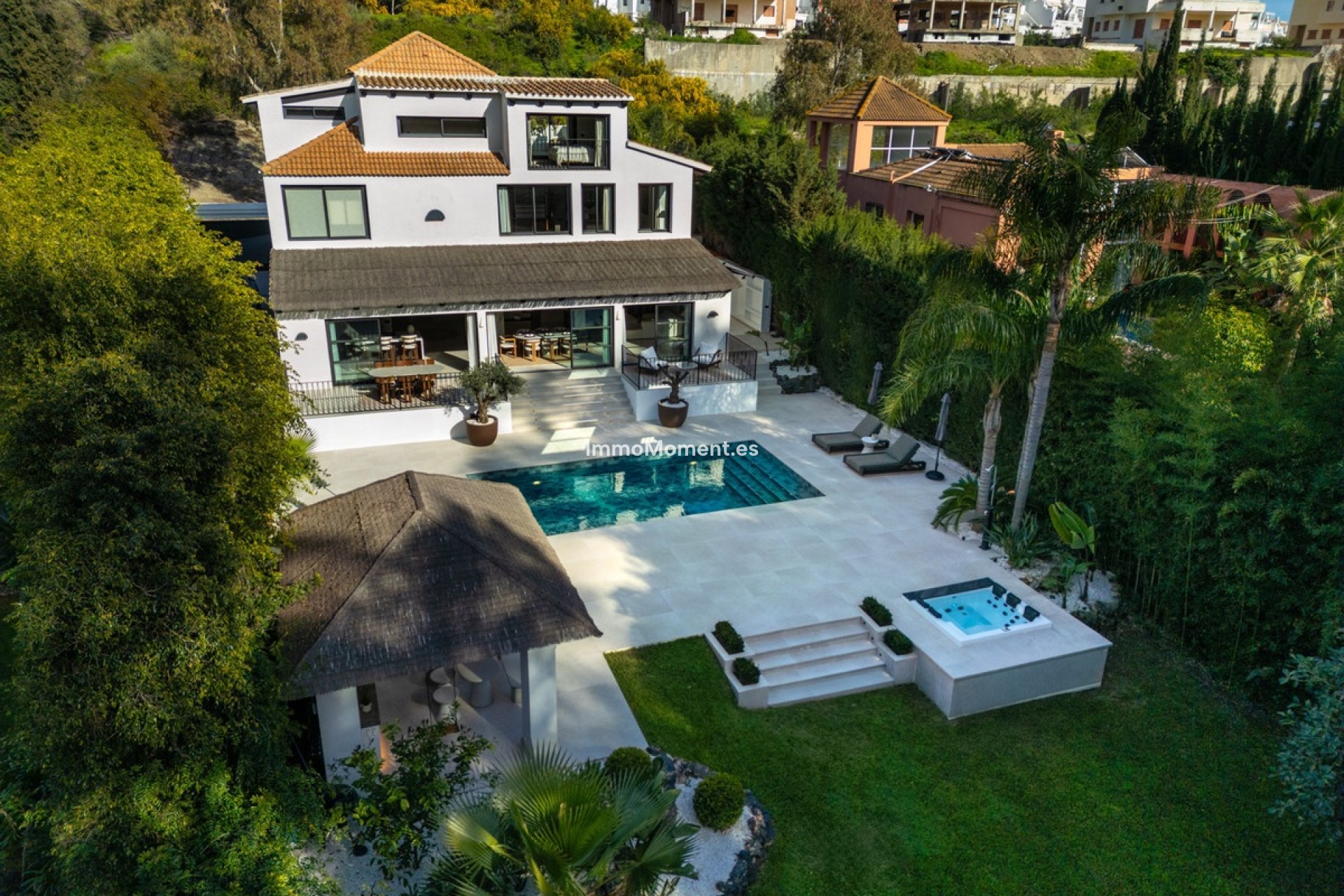 Wiederverkauf - Freistehende Villa - Marbella - Nueva Andalucía