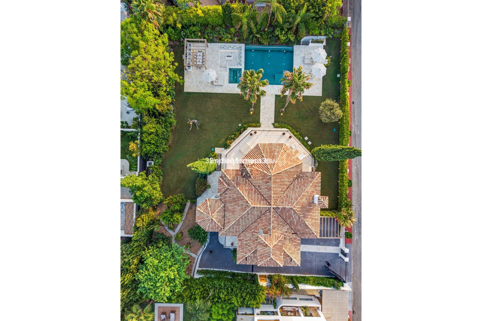 Wiederverkauf - Freistehende Villa - Marbella - Nueva Andalucía