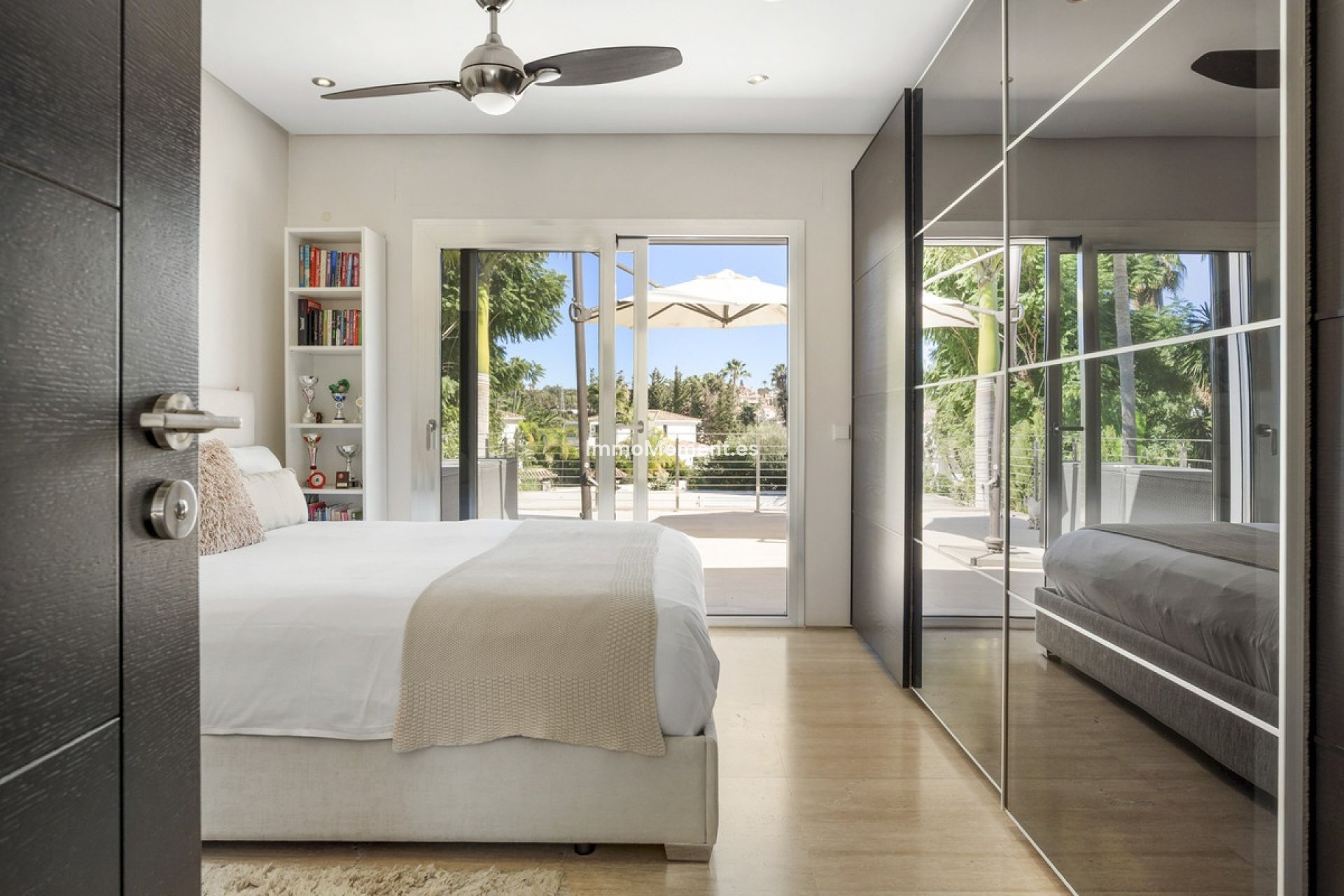 Wiederverkauf - Freistehende Villa - Marbella - Nueva Andalucía