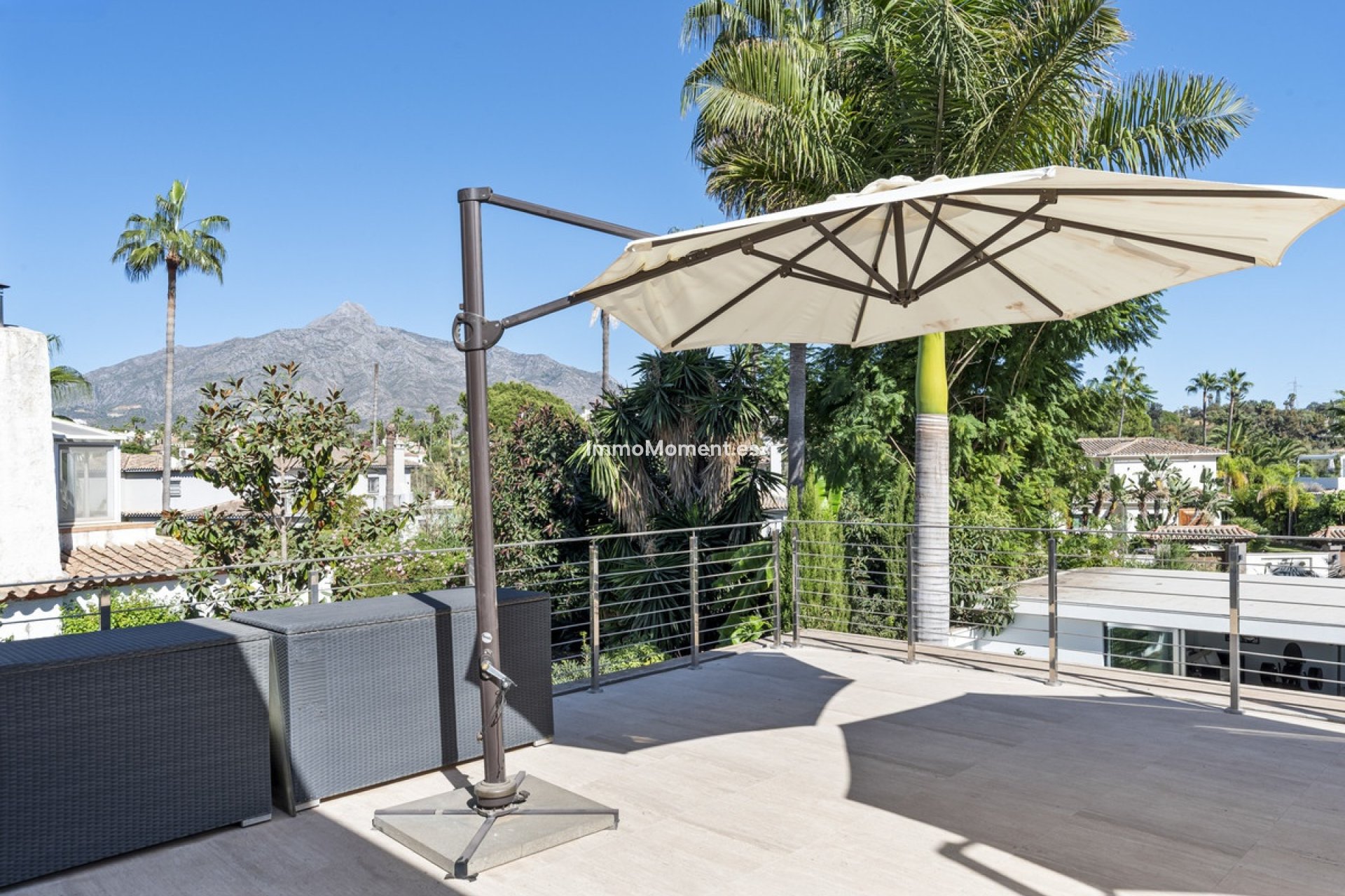 Wiederverkauf - Freistehende Villa - Marbella - Nueva Andalucía