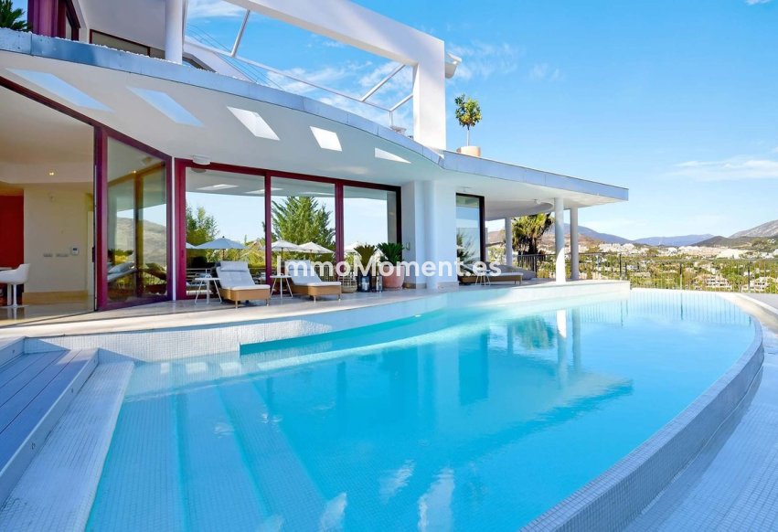 Wiederverkauf - Freistehende Villa - Marbella - Nueva Andalucía