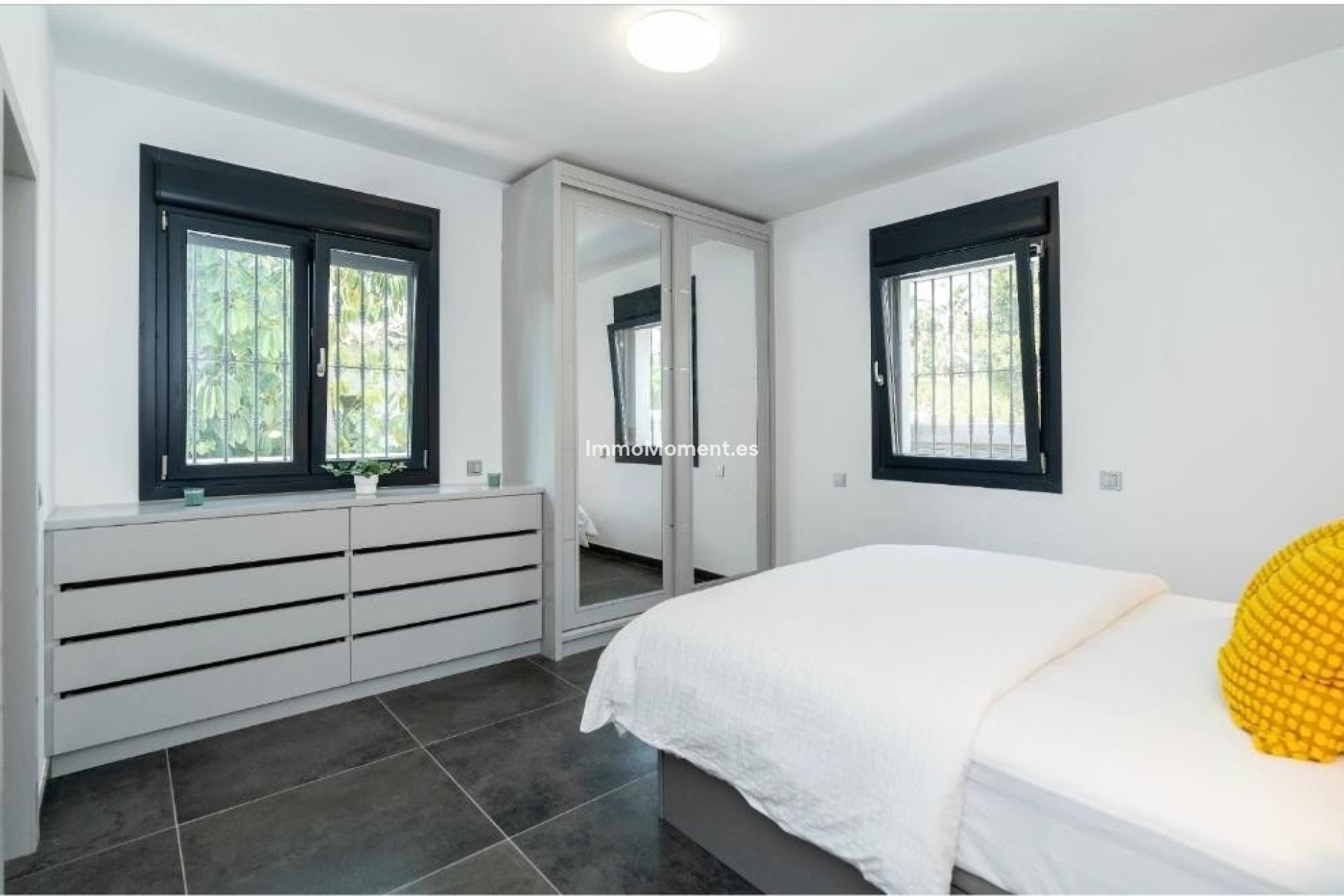 Wiederverkauf - Freistehende Villa - Marbella - Nueva Andalucía