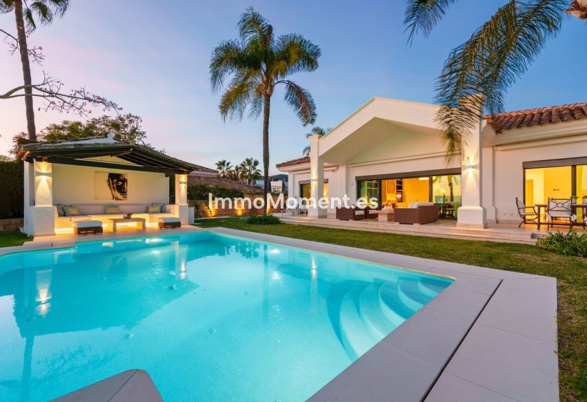 Wiederverkauf - Freistehende Villa - Marbella - Nueva Andalucía
