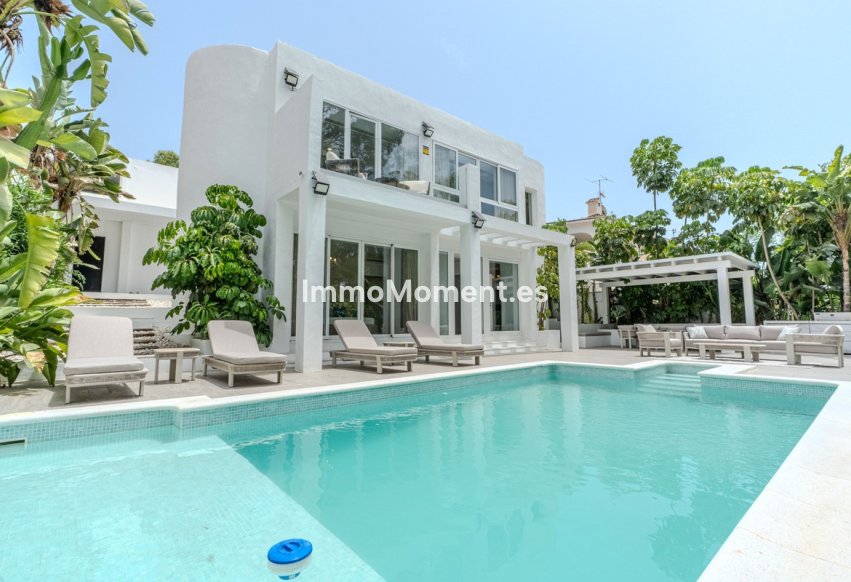 Wiederverkauf - Freistehende Villa - Marbella - Nueva Andalucía