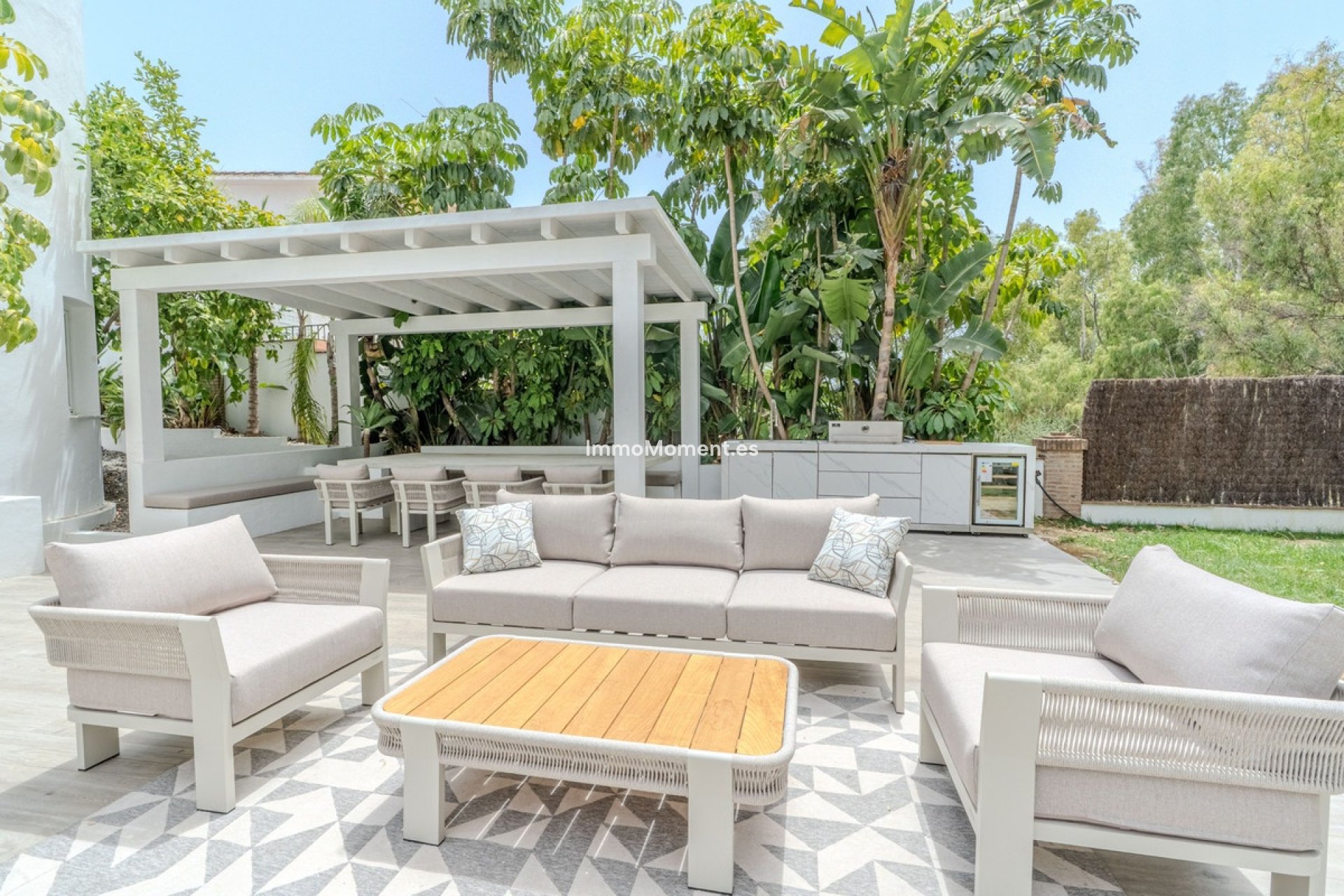 Wiederverkauf - Freistehende Villa - Marbella - Nueva Andalucía