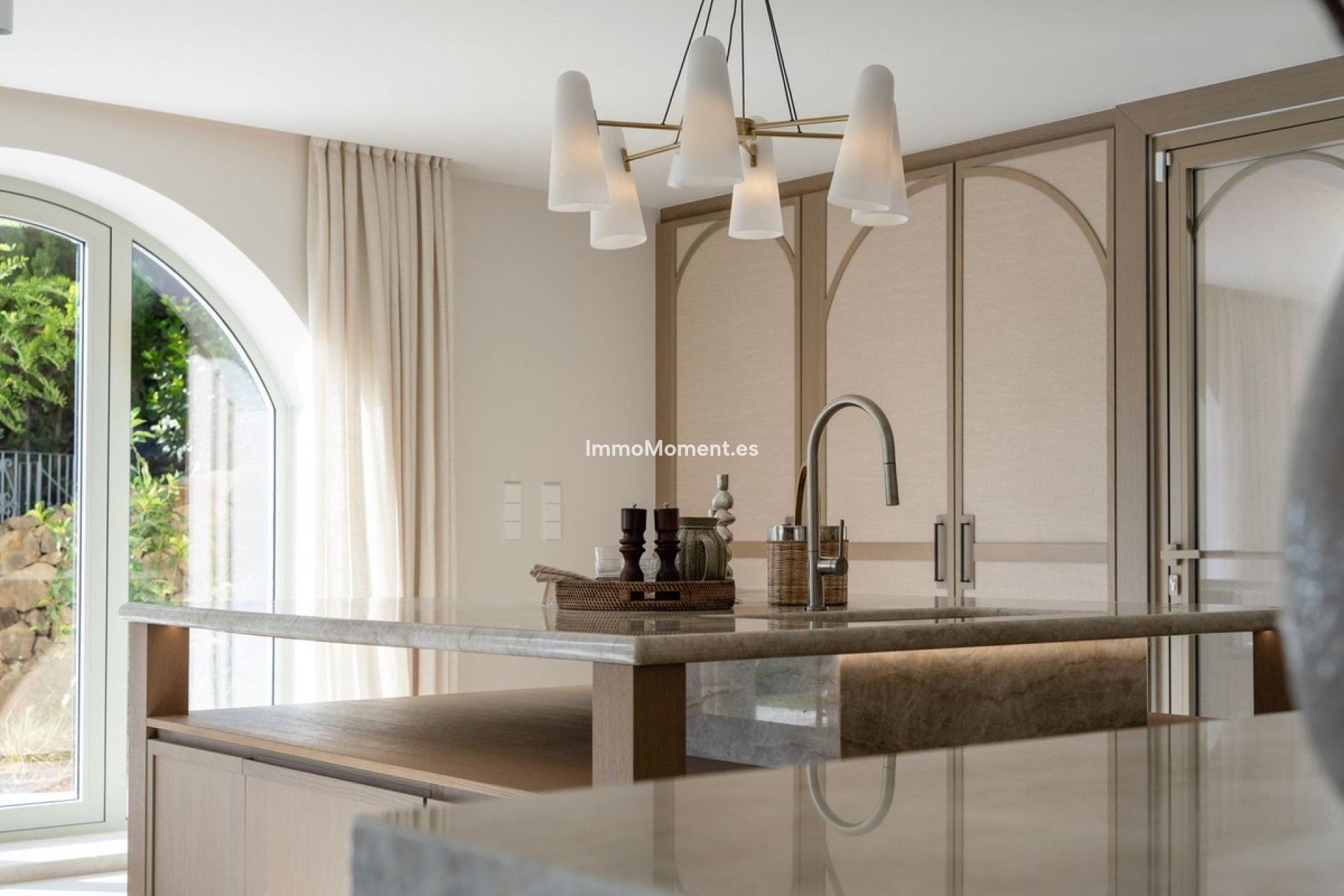 Wiederverkauf - Freistehende Villa - Marbella - Nueva Andalucía