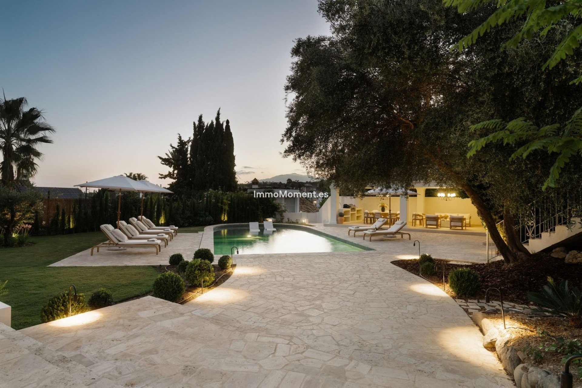 Wiederverkauf - Freistehende Villa - Marbella - Nueva Andalucía