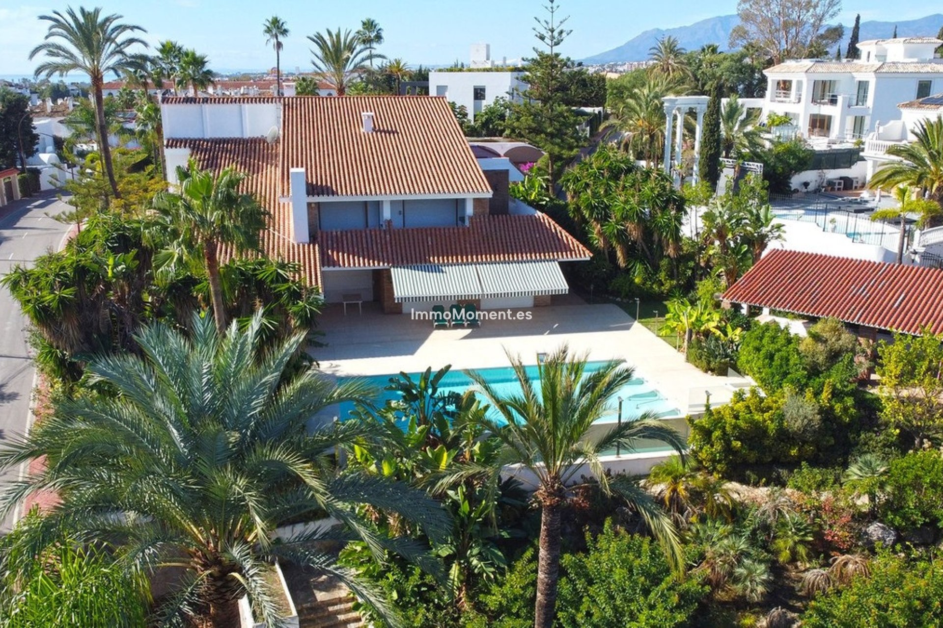 Wiederverkauf - Freistehende Villa - Marbella - Nueva Andalucía