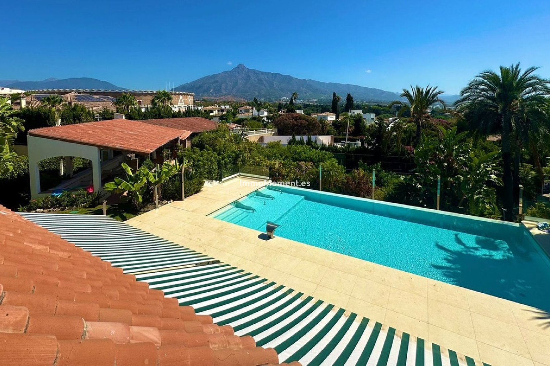 Wiederverkauf - Freistehende Villa - Marbella - Nueva Andalucía