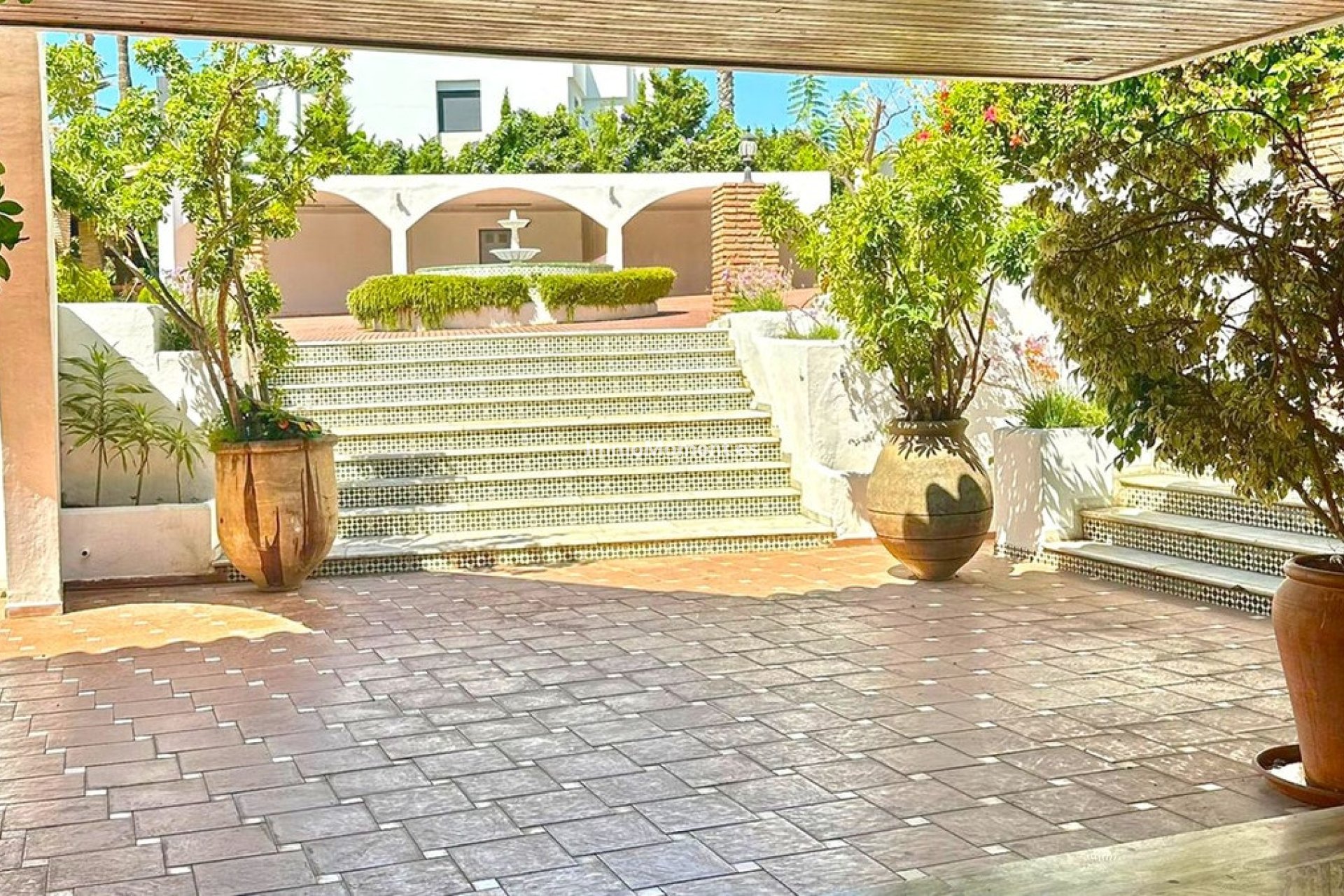 Wiederverkauf - Freistehende Villa - Marbella - Nueva Andalucía