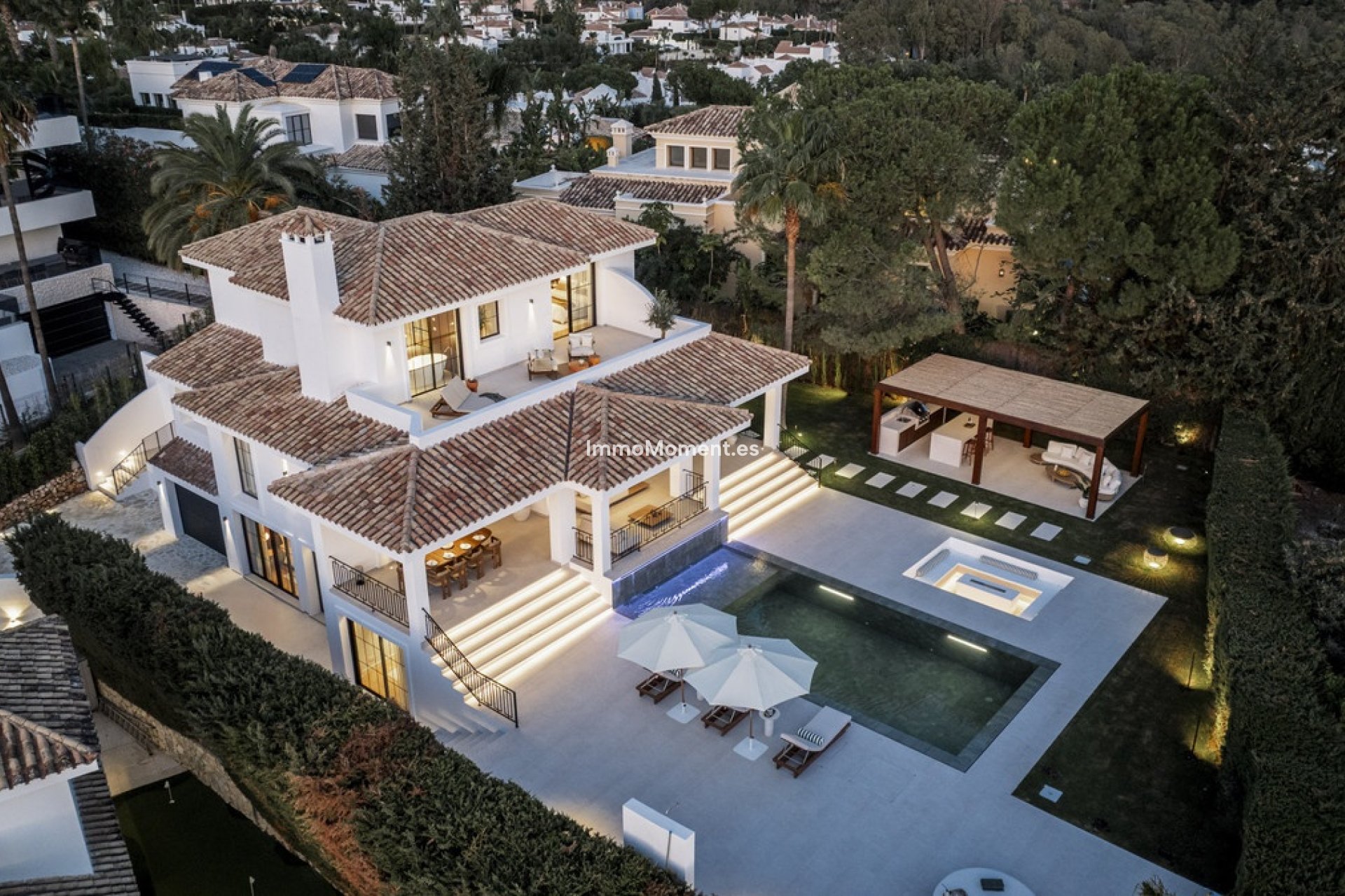 Wiederverkauf - Freistehende Villa - Marbella - Nueva Andalucía