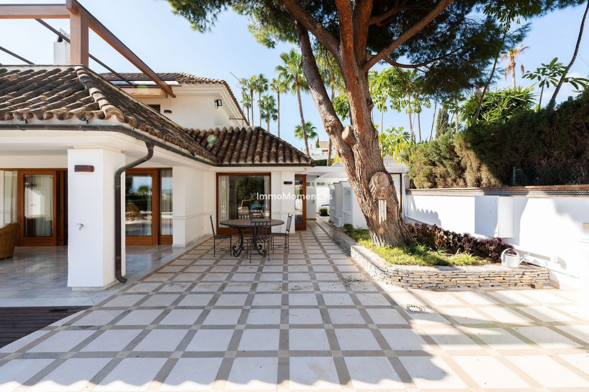 Wiederverkauf - Freistehende Villa - Marbella - Nueva Andalucía
