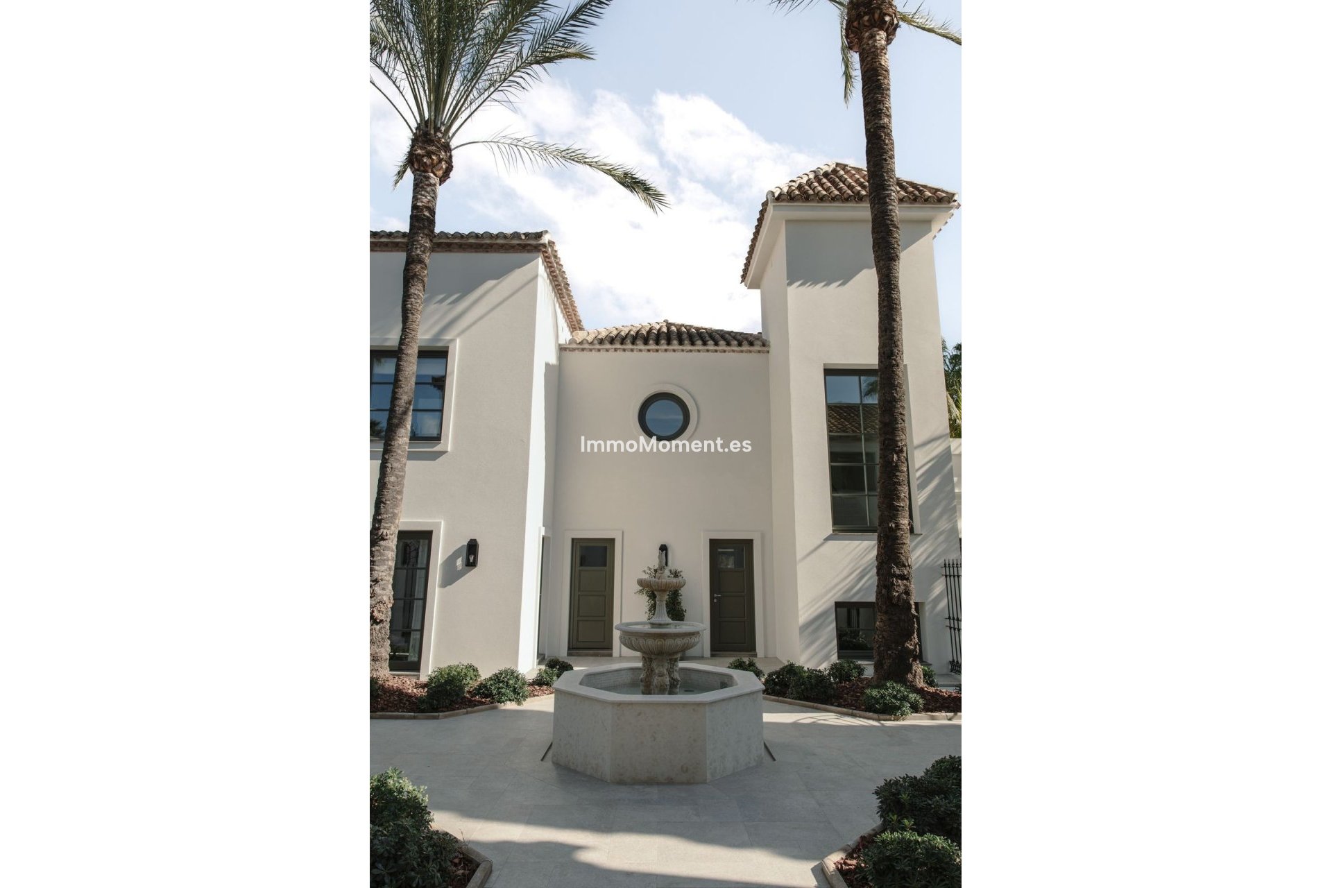 Wiederverkauf - Freistehende Villa - Marbella - Nueva Andalucía