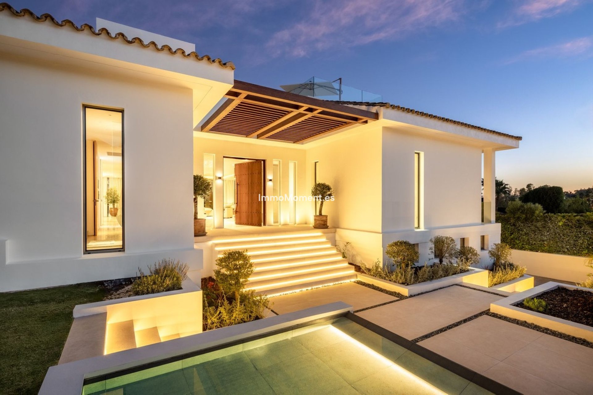 Wiederverkauf - Freistehende Villa - Marbella - Nueva Andalucía