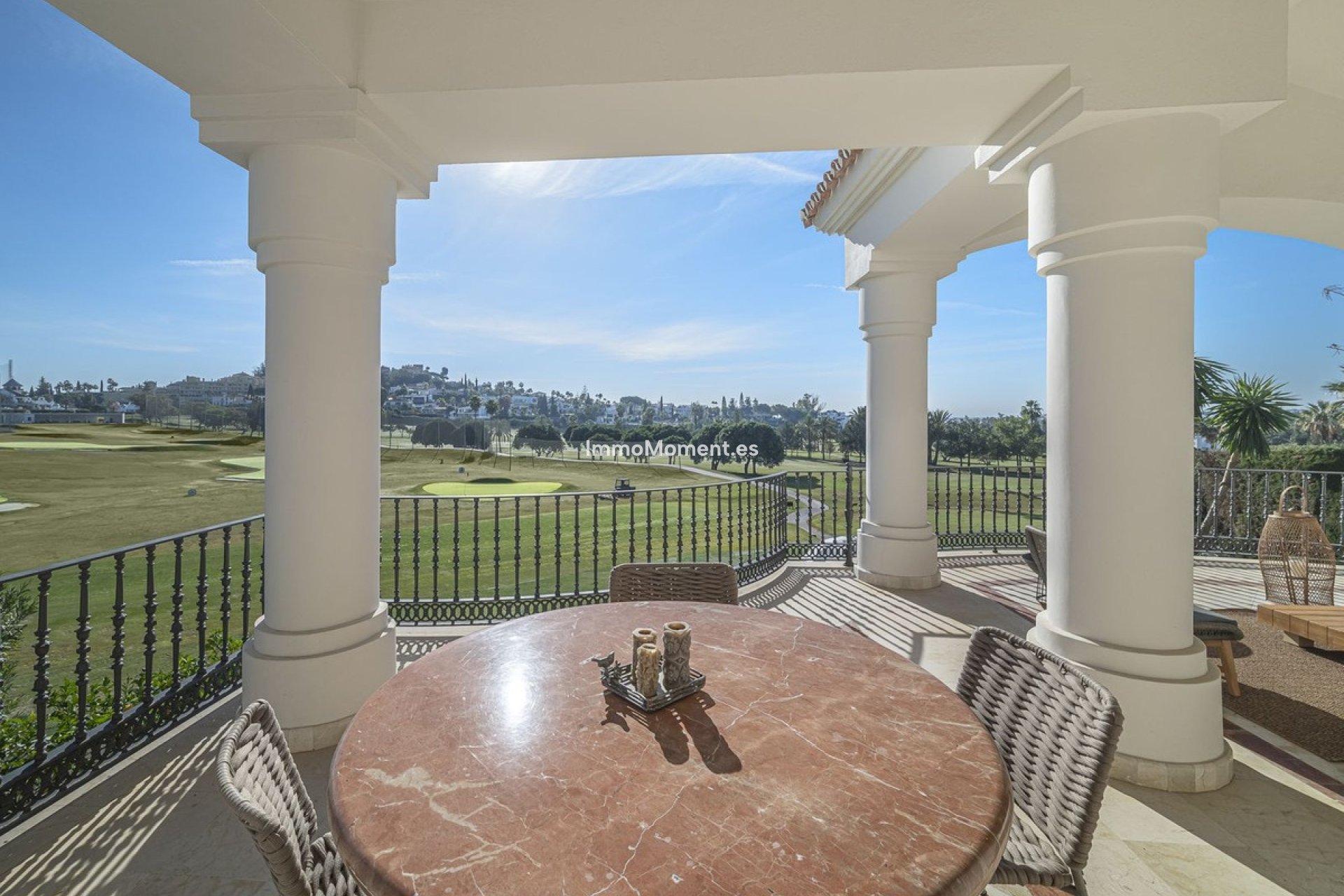 Wiederverkauf - Freistehende Villa - Marbella - Nueva Andalucía