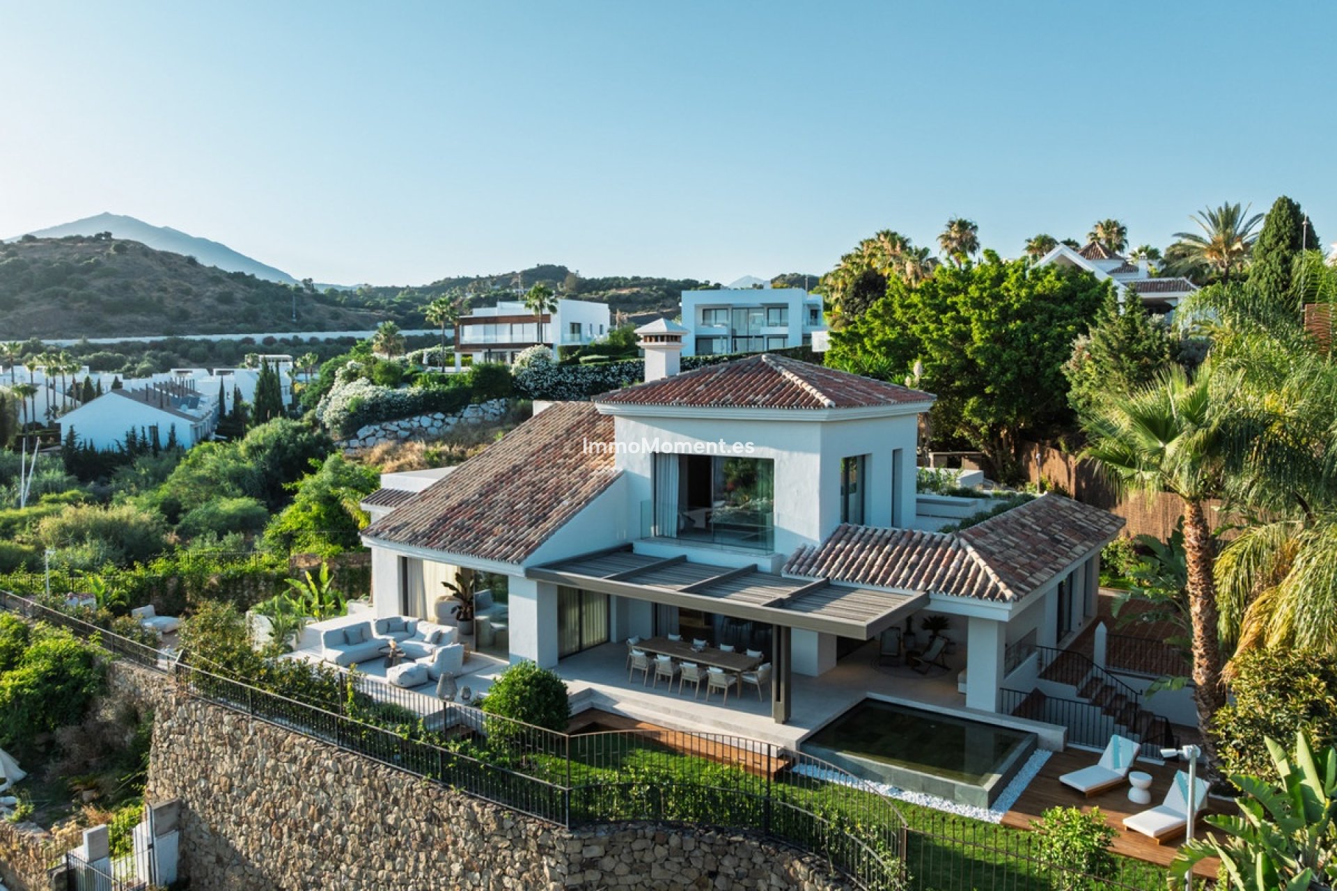 Wiederverkauf - Freistehende Villa - Marbella - Nueva Andalucía