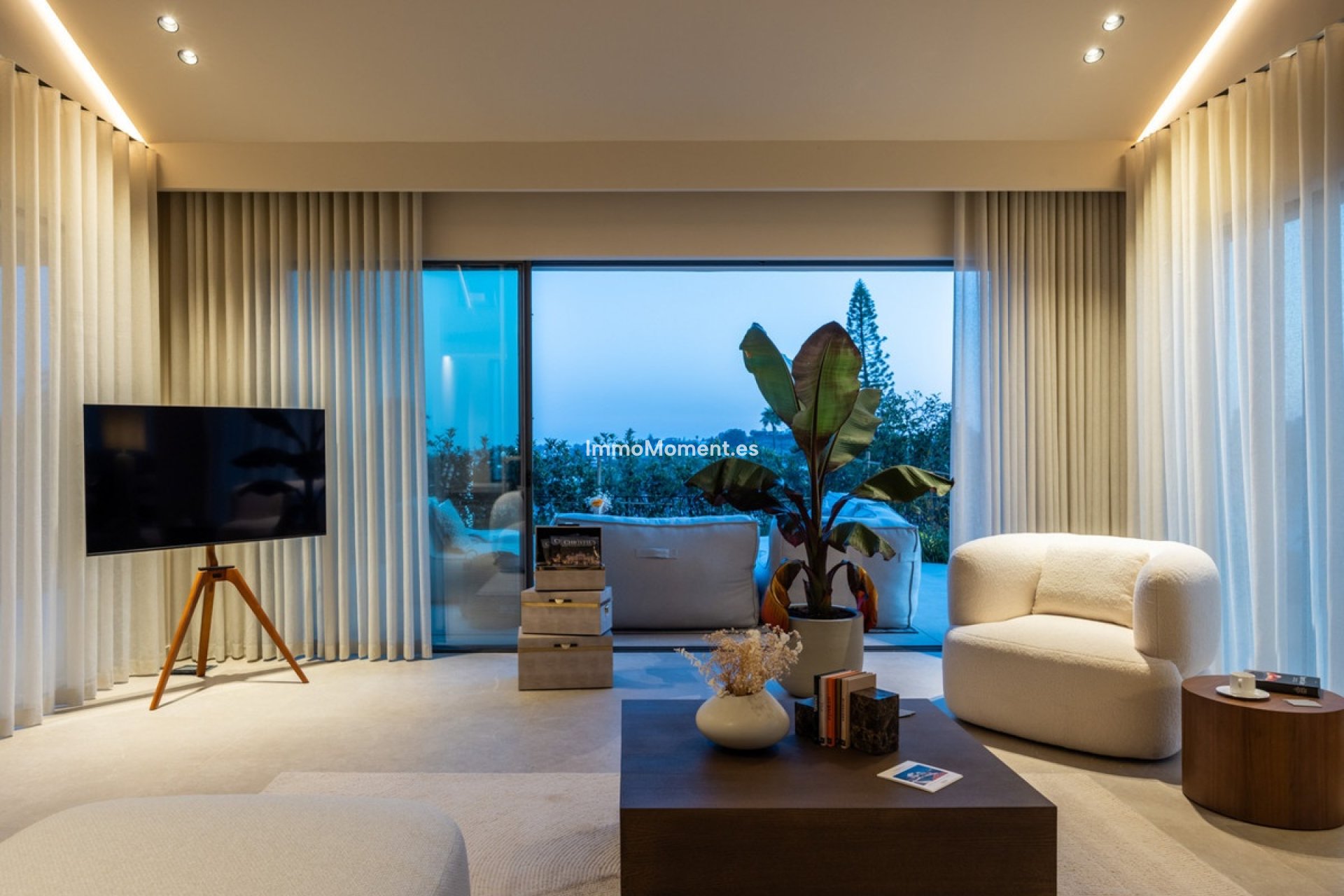 Wiederverkauf - Freistehende Villa - Marbella - Nueva Andalucía