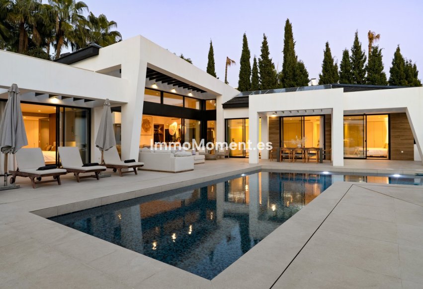 Wiederverkauf - Freistehende Villa - Marbella - Nueva Andalucía