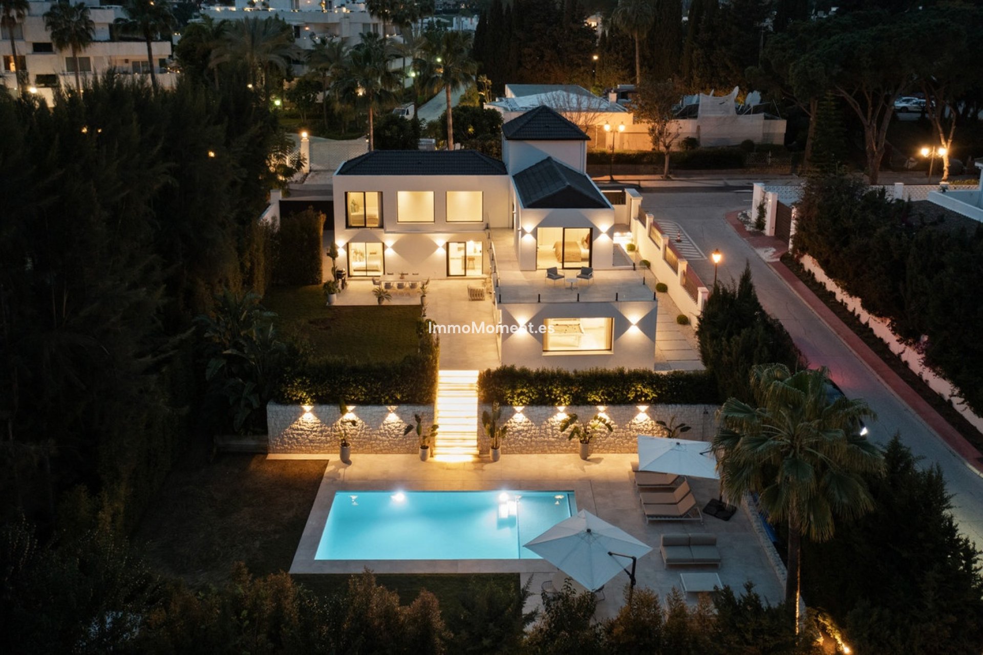 Wiederverkauf - Freistehende Villa - Marbella - Nueva Andalucía