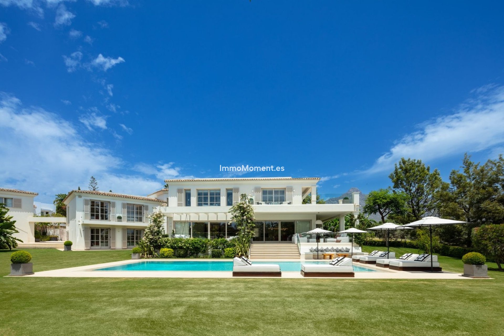 Wiederverkauf - Freistehende Villa - Marbella - Nueva Andalucía