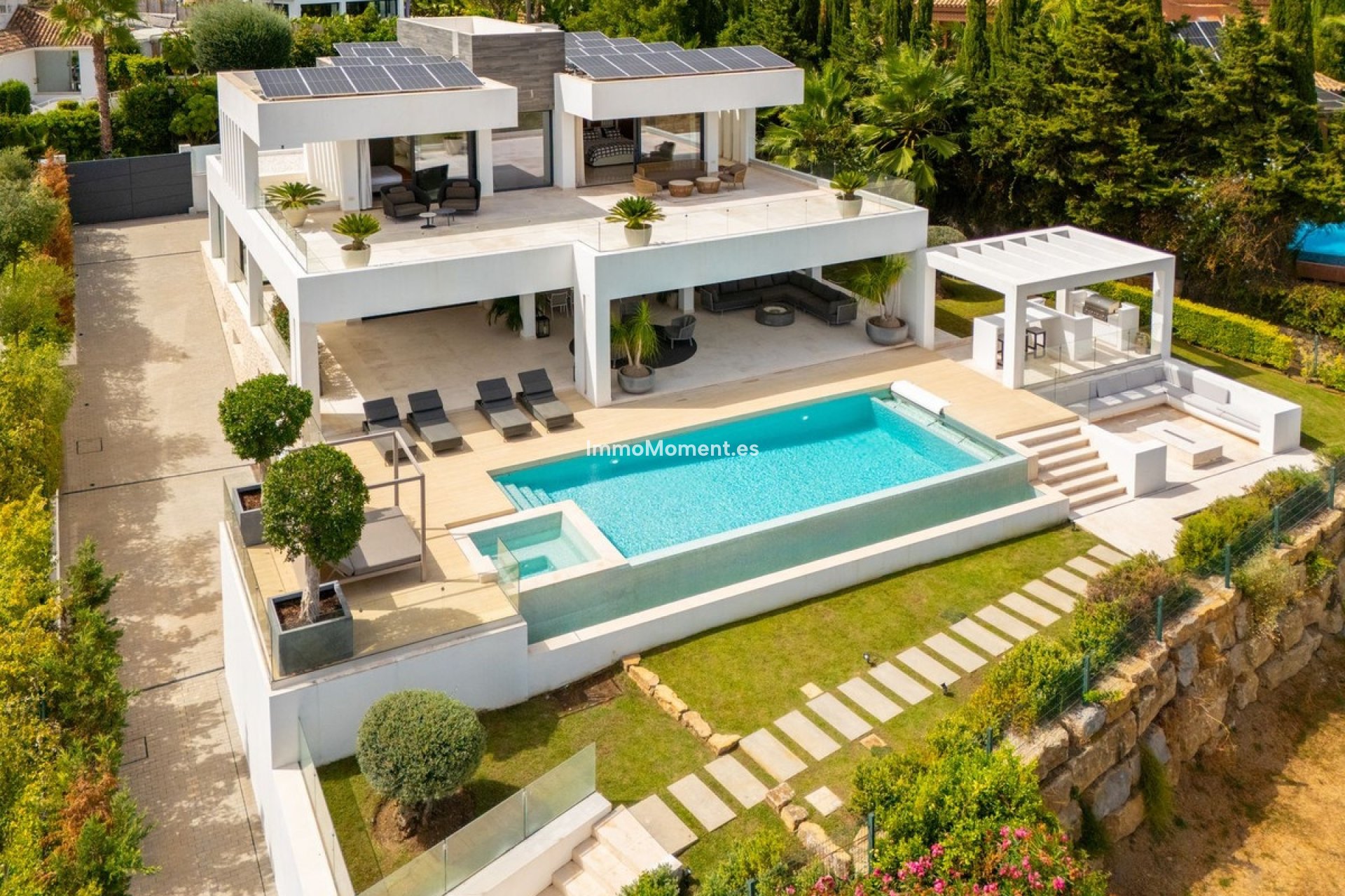 Wiederverkauf - Freistehende Villa - Marbella - Nueva Andalucía