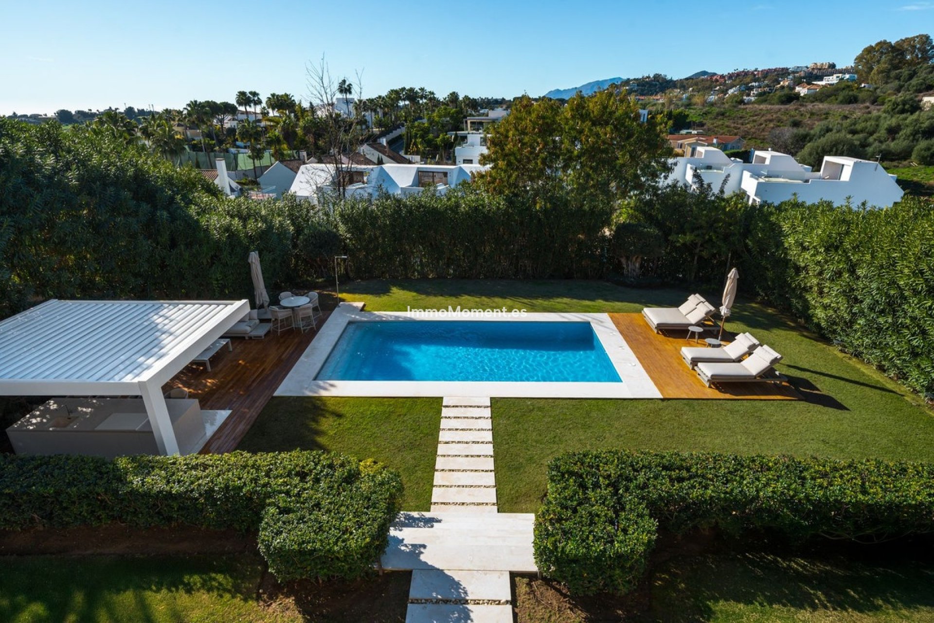 Wiederverkauf - Freistehende Villa - Marbella - Nueva Andalucía
