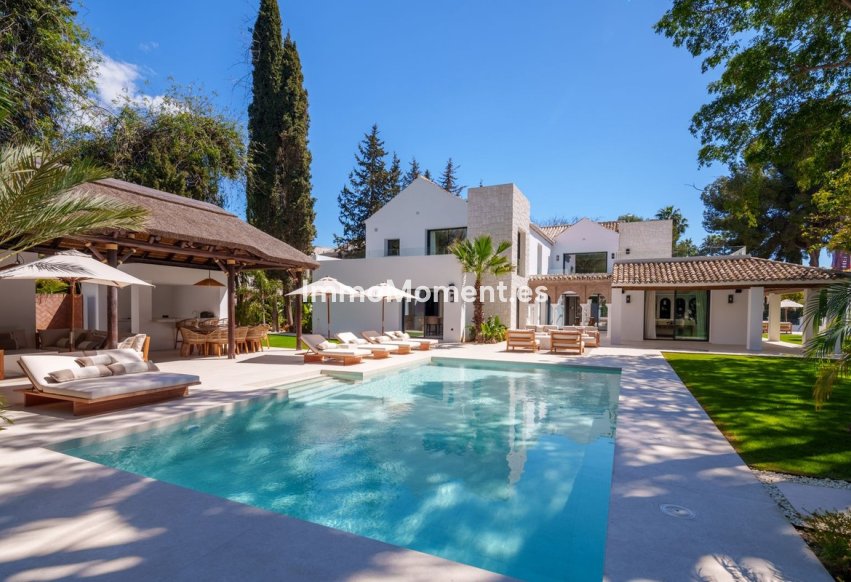 Wiederverkauf - Freistehende Villa - Marbella - Nueva Andalucía