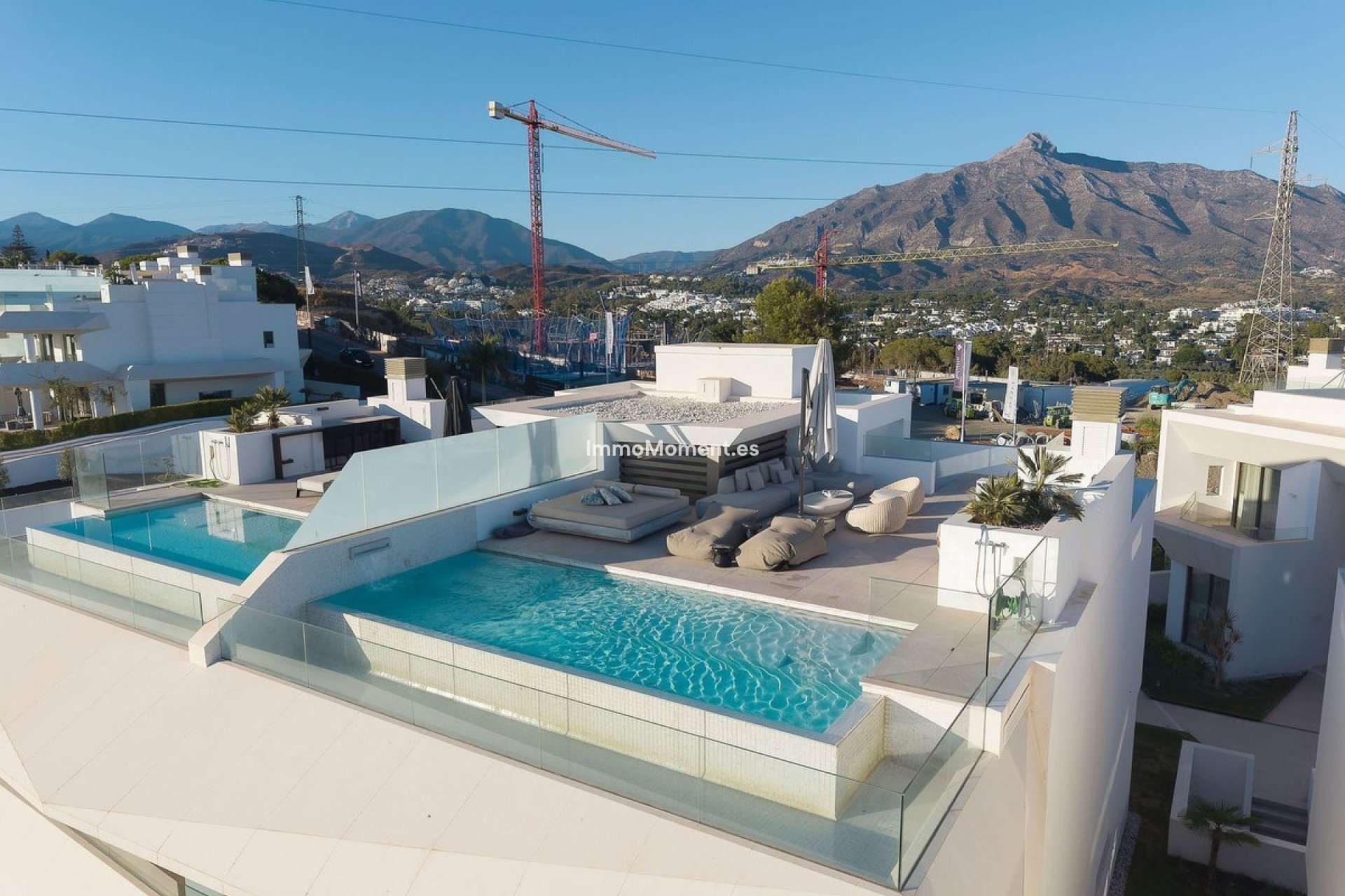 Wiederverkauf - Freistehende Villa - Marbella - Nueva Andalucía