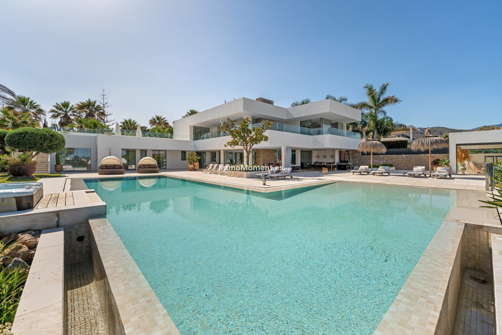 Wiederverkauf - Freistehende Villa - Marbella - Nueva Andalucía