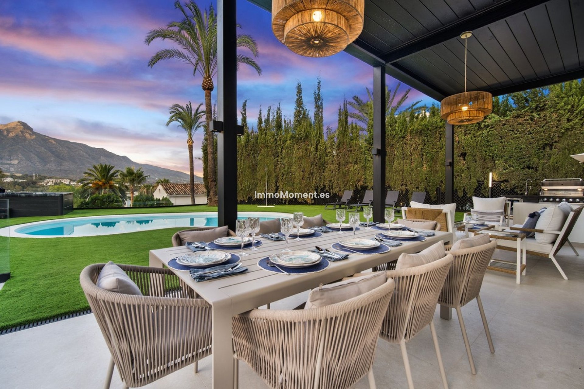 Wiederverkauf - Freistehende Villa - Marbella - Nueva Andalucía