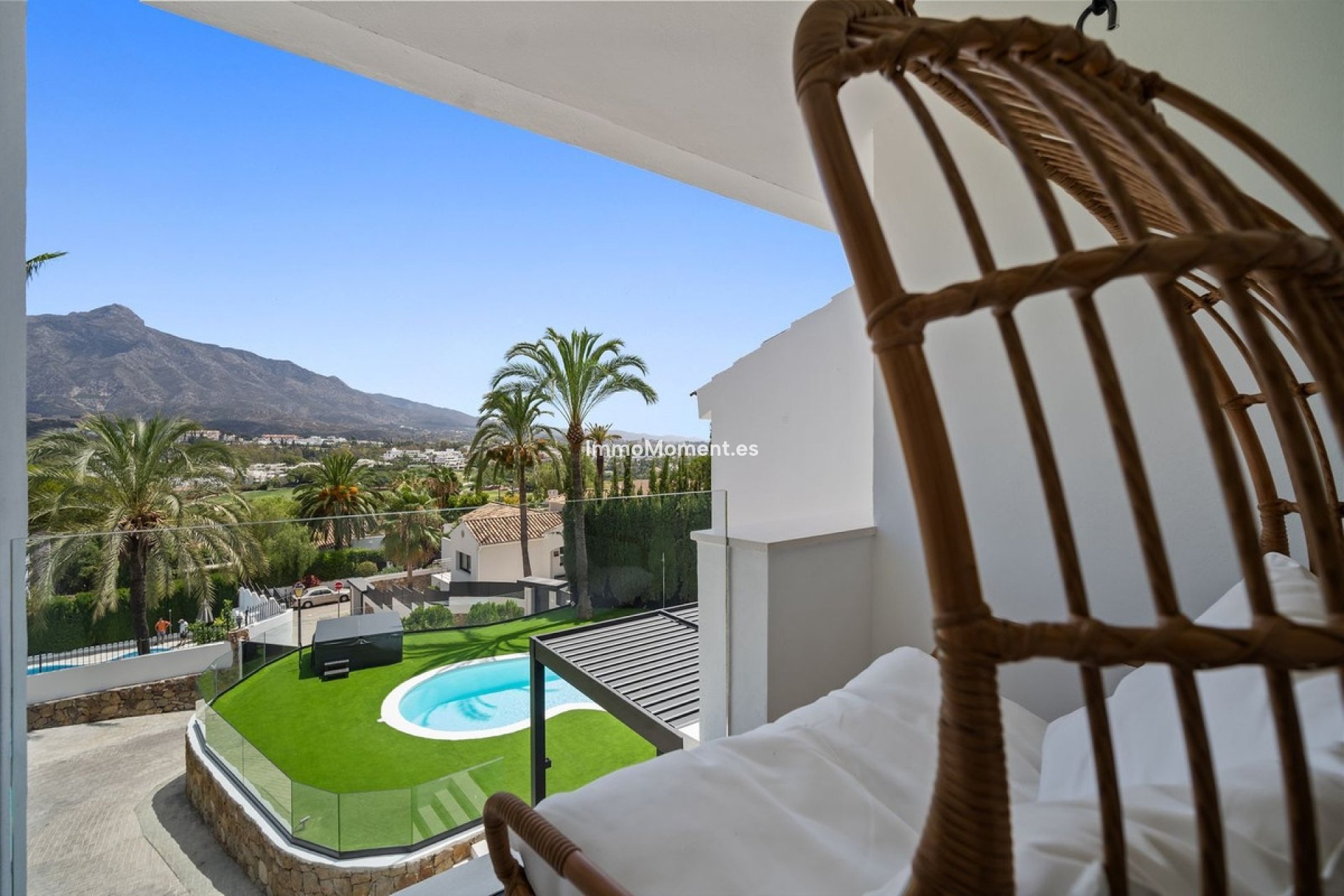 Wiederverkauf - Freistehende Villa - Marbella - Nueva Andalucía